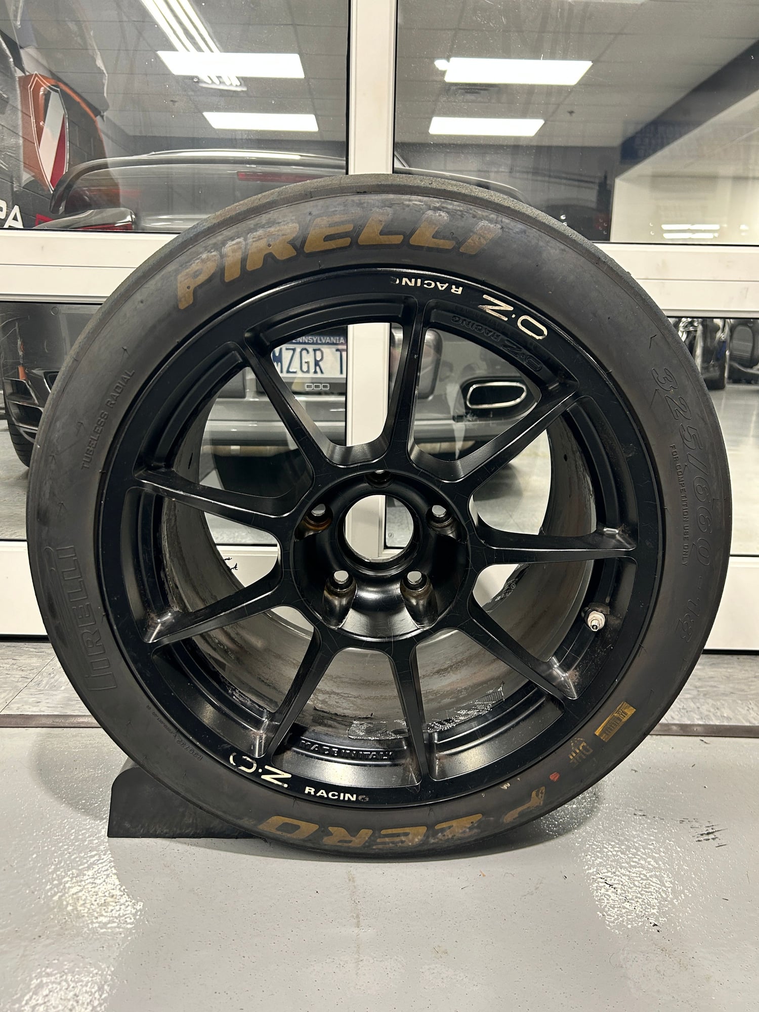 Wheels and Tires/Axles - Oz Racing Challenge HLT Wheels with Slicks - Used - -1 to 2025  All Models - Exton, PA 19341, United States