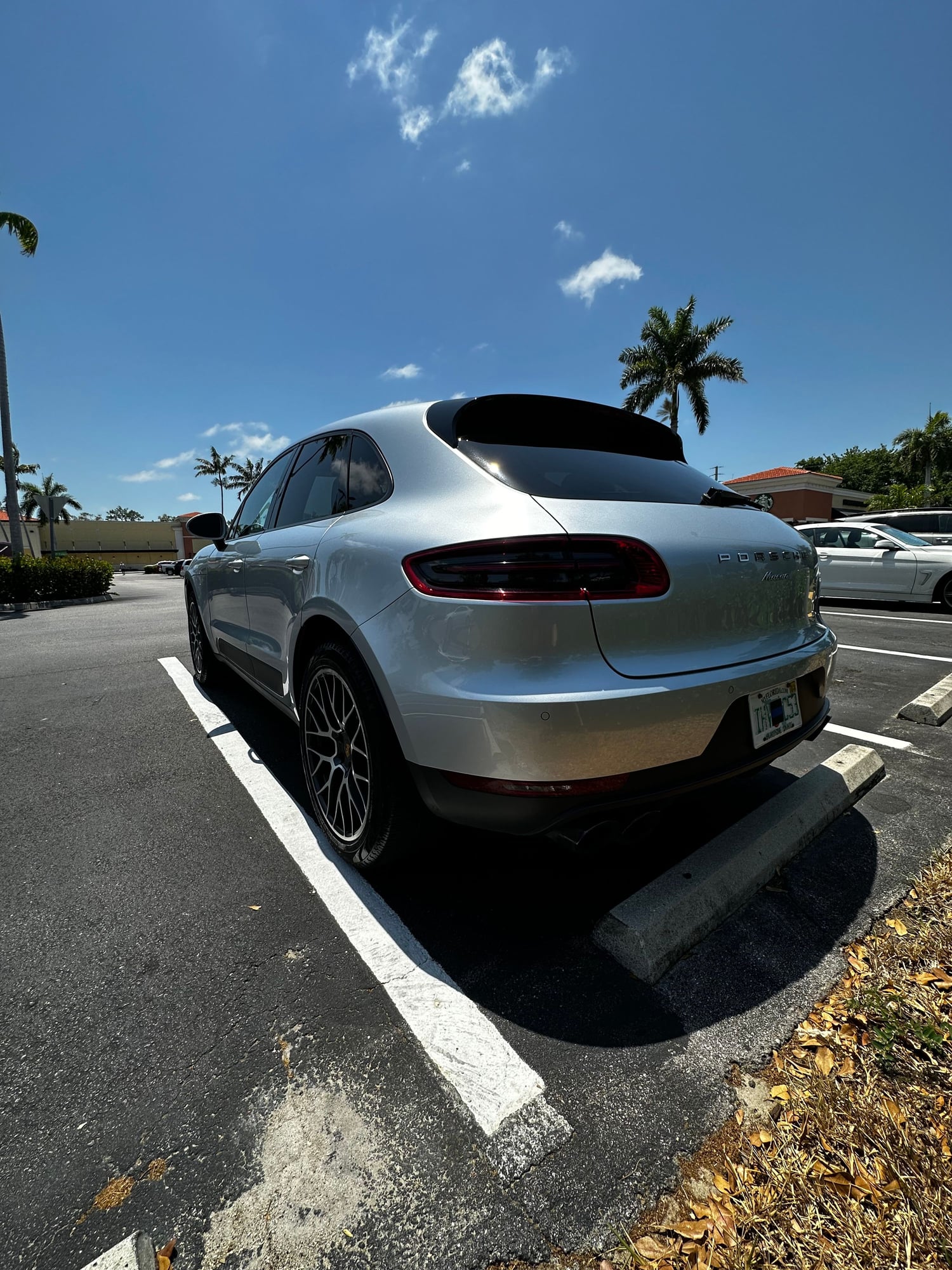 2018 Porsche Macan - 2018 Porsche Macan Sport Edition - Used - VIN WP1AA2A56JLB14171 - 59,103 Miles - 4 cyl - AWD - Automatic - SUV - Silver - Naples, FL 34119, United States
