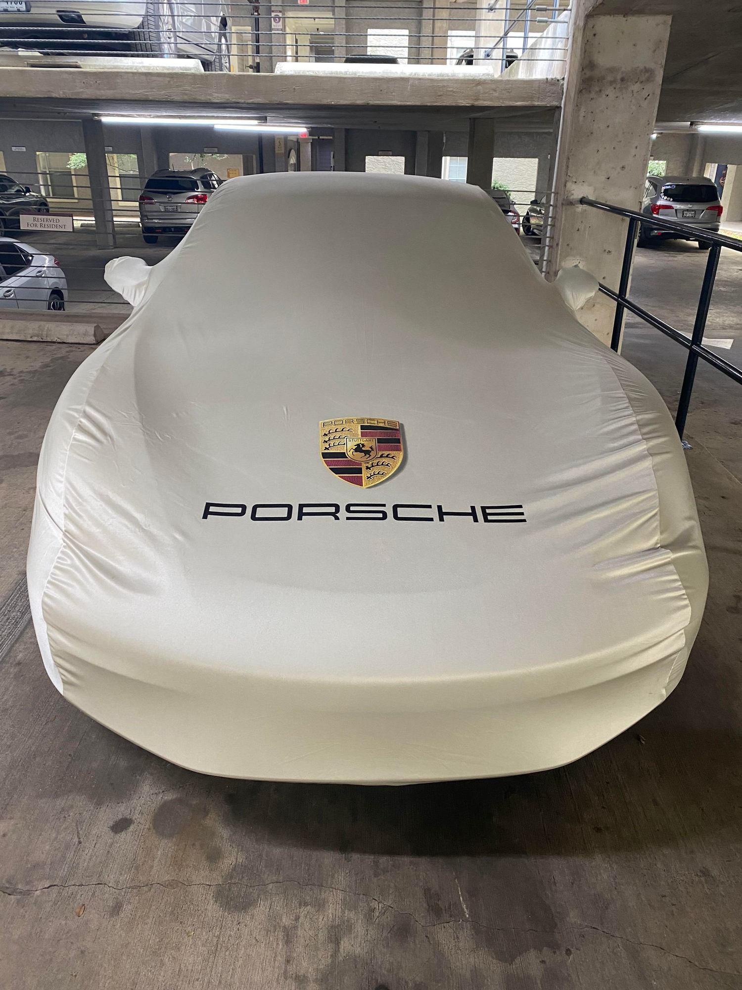 2019 Porsche 718 Cayman - 2019 Miami Blue Cayman S w/ less than 12k miles - Manual & Sport Chrono - Used - VIN WP0AB2A87KS278576 - 12,400 Miles - 4 cyl - 2WD - Manual - Coupe - Blue - San Antonio, TX 78209, United States
