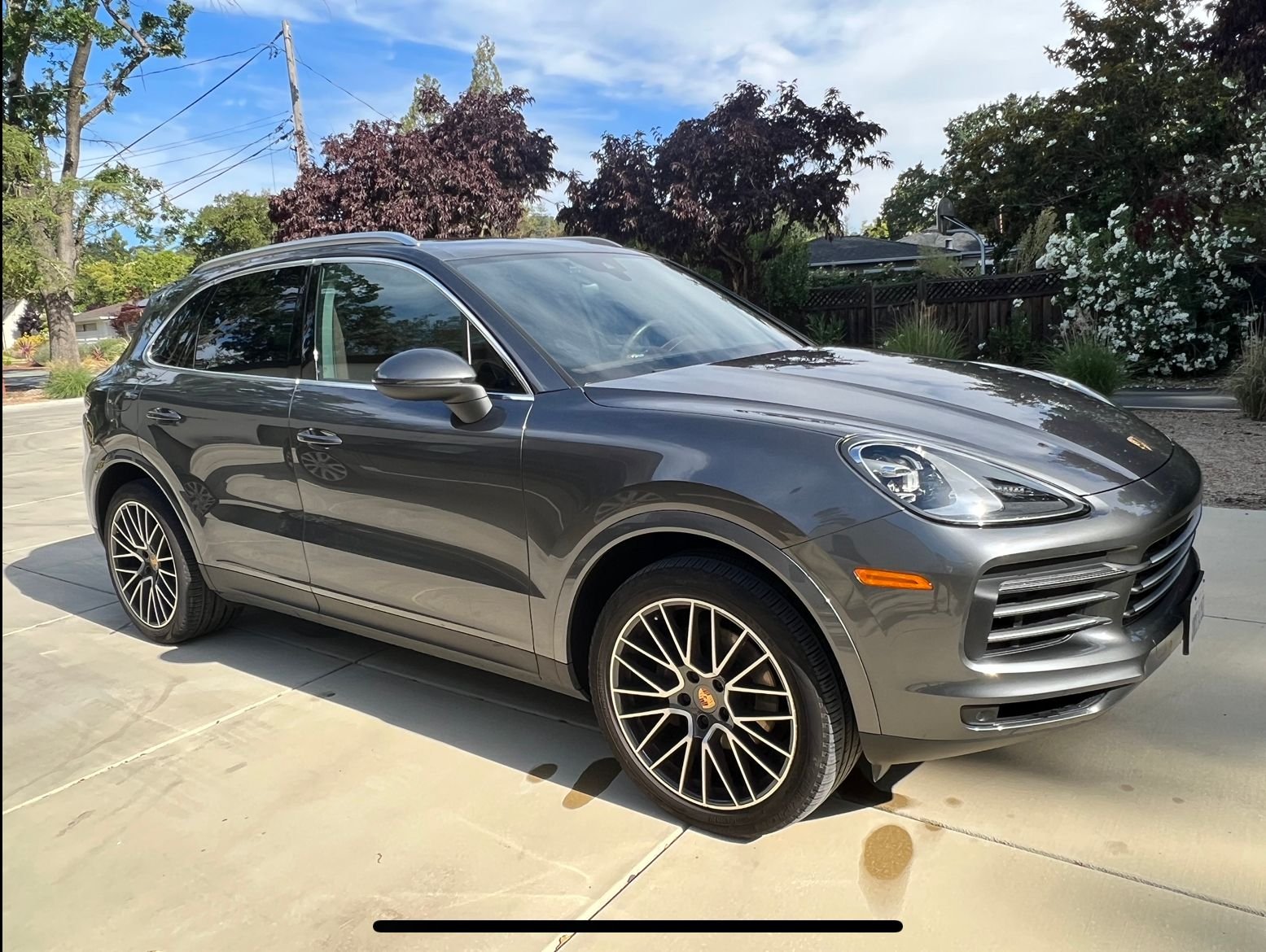 2019 Porsche Cayenne - 2019 Cayenne-Quartzite Grey Metallic ext, Club Leather- Truffle/Cohiba Brown . 47k mi - Used - VIN WP1AA2AY1KDA12900 - 47,000 Miles - 6 cyl - 4WD - Automatic - SUV - Gray - Walnut Creek, CA 94598, United States
