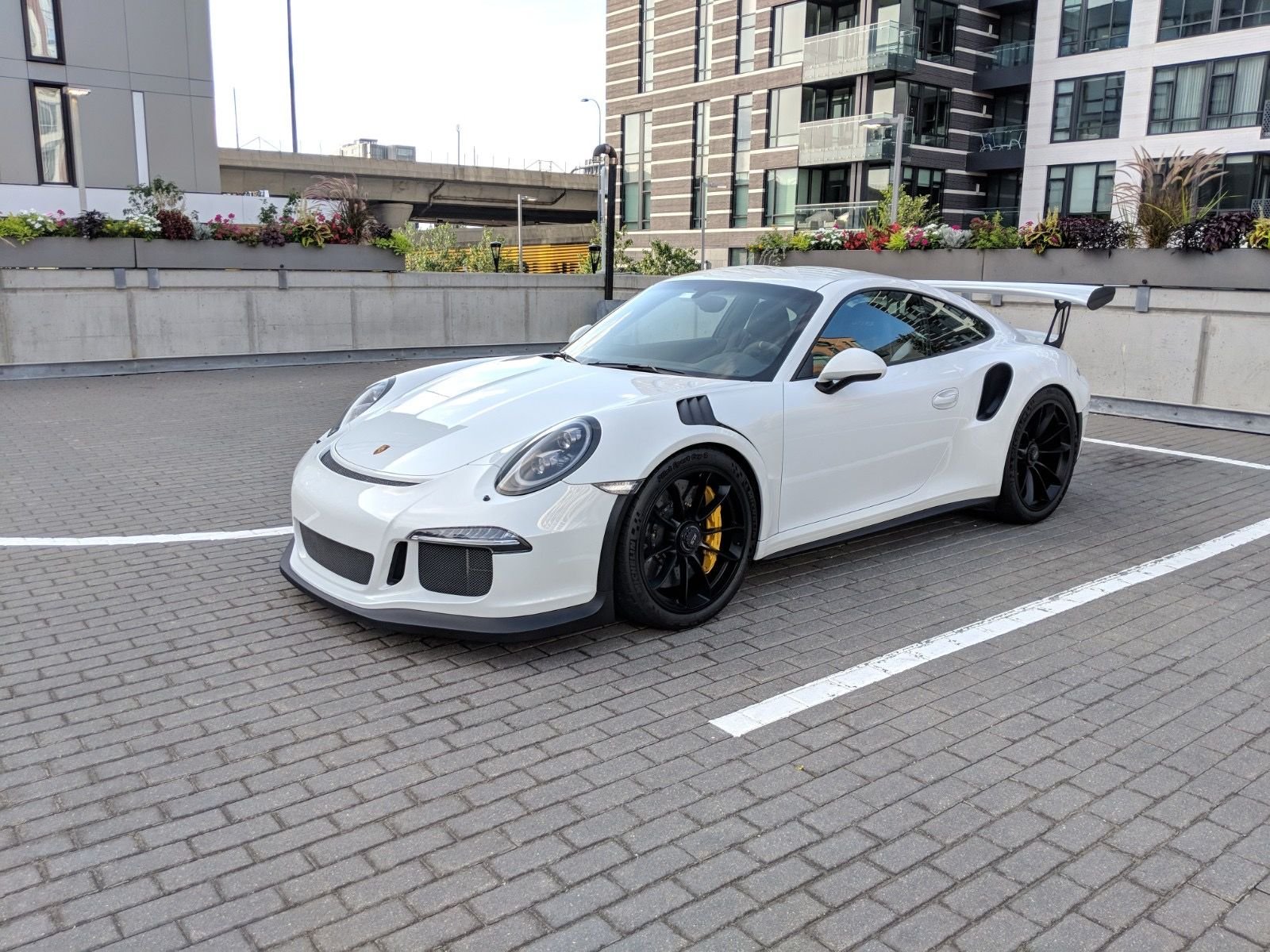 2016 Porsche GT3 - 991.1 GT3RS Lightweight Build - Used - VIN WP0AF2A95GS187066 - 6,300 Miles - 6 cyl - 2WD - Automatic - Coupe - White - Boston, MA 02215, United States