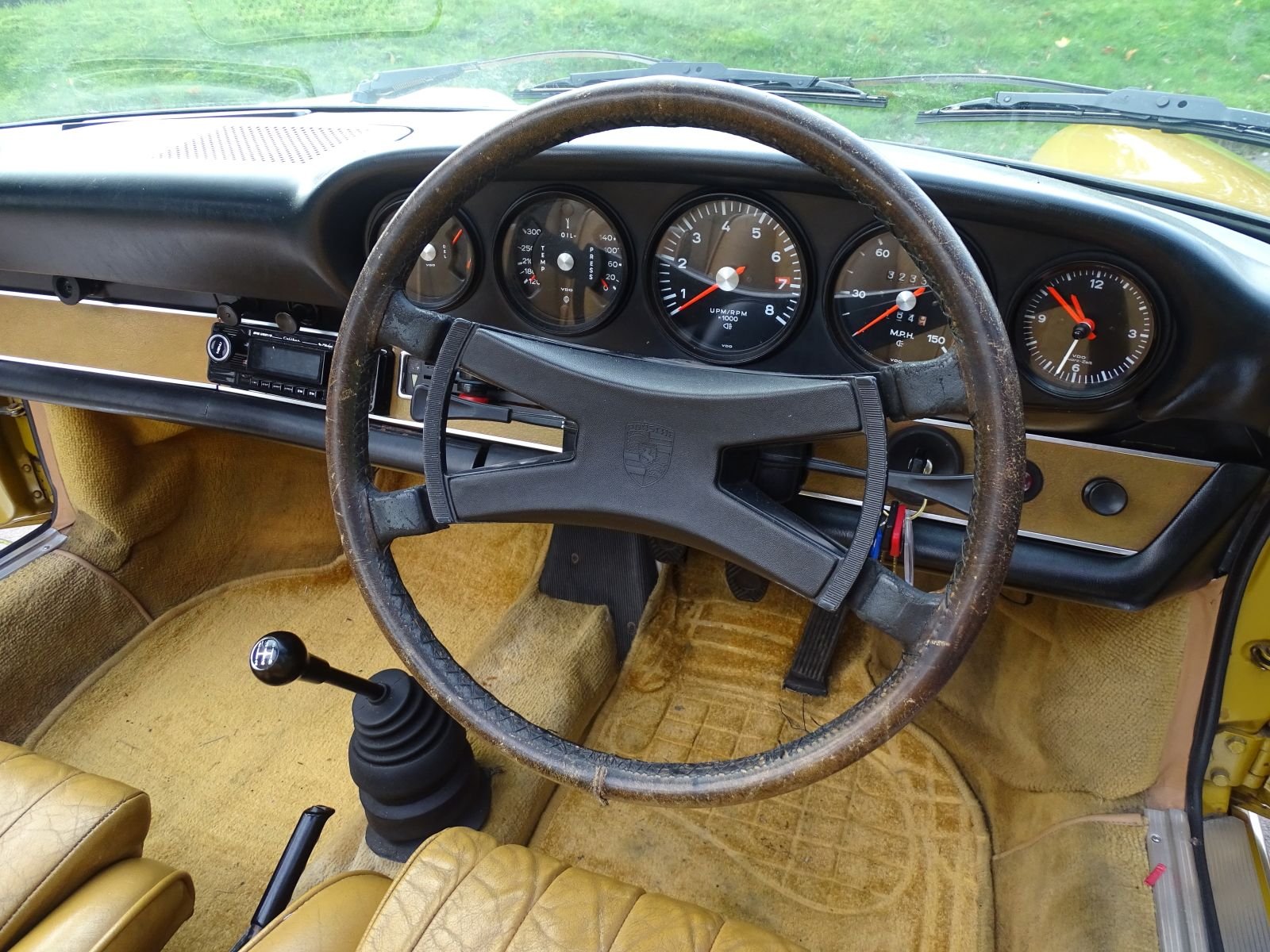 1973 Porsche 911 - 1973 Porsche 911 E 2.4 Targa - One of only 59 UK RHD, 1/1 in this colour - Used - VIN 9113210551 - 133,000 Miles - 2WD - Manual - Gold - Runcorn WA71TA, United Kingdom