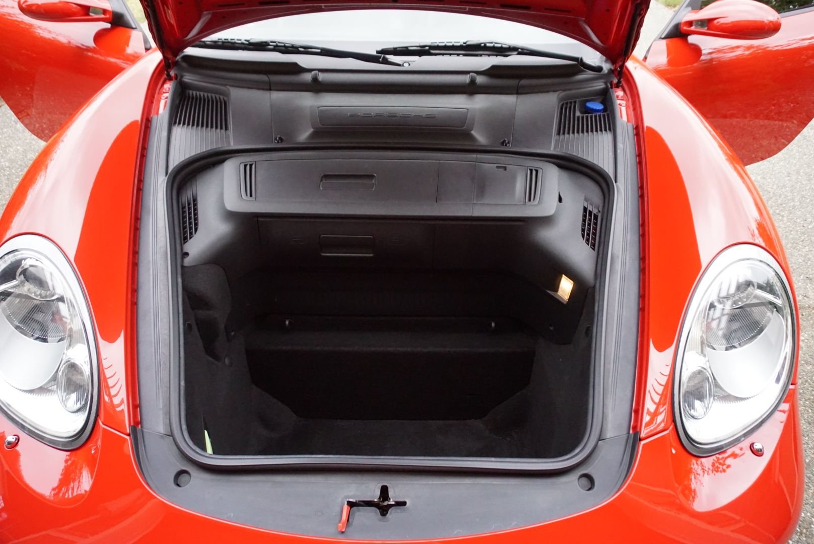 2007 Porsche Cayman - 2007 Cayman S 6MT - 33k miles - Used - VIN WP0AB29807U781768 - 35,100 Miles - 6 cyl - 2WD - Manual - Coupe - Red - Mount Vernon, WA 98273, United States
