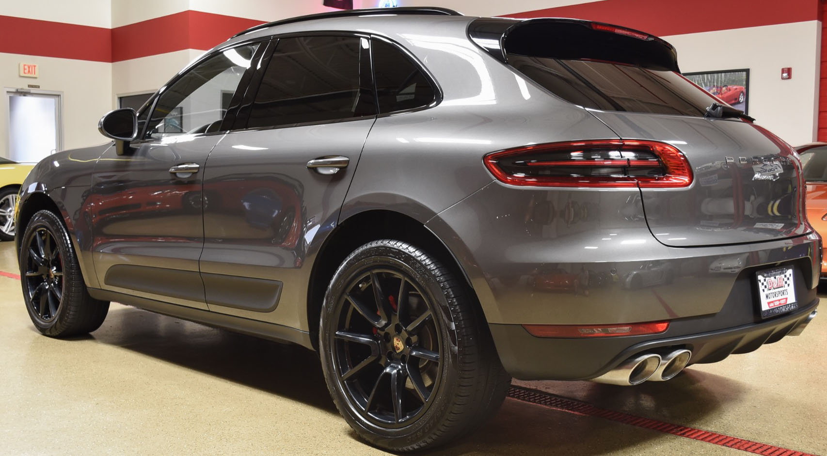 Give me wheel advice // my new 2020 Macan S Volcano Gray Rennlist