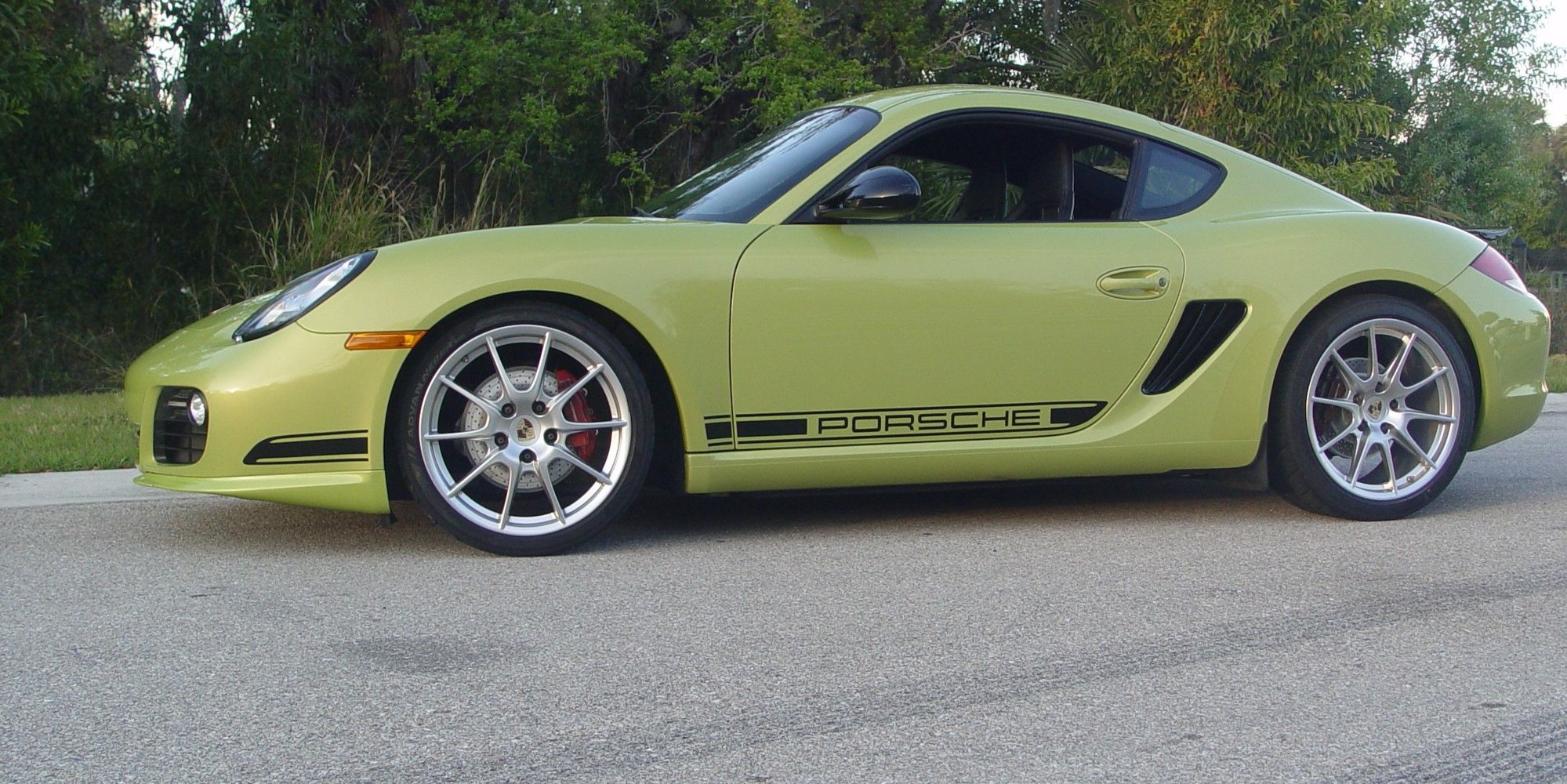 2012 Porsche Cayman - 2012 Cayman R in Peridot - Used - VIN WP0AB2A83CU792186 - 6 cyl - 2WD - Automatic - Coupe - North Fort Myers, FL 33903, United States