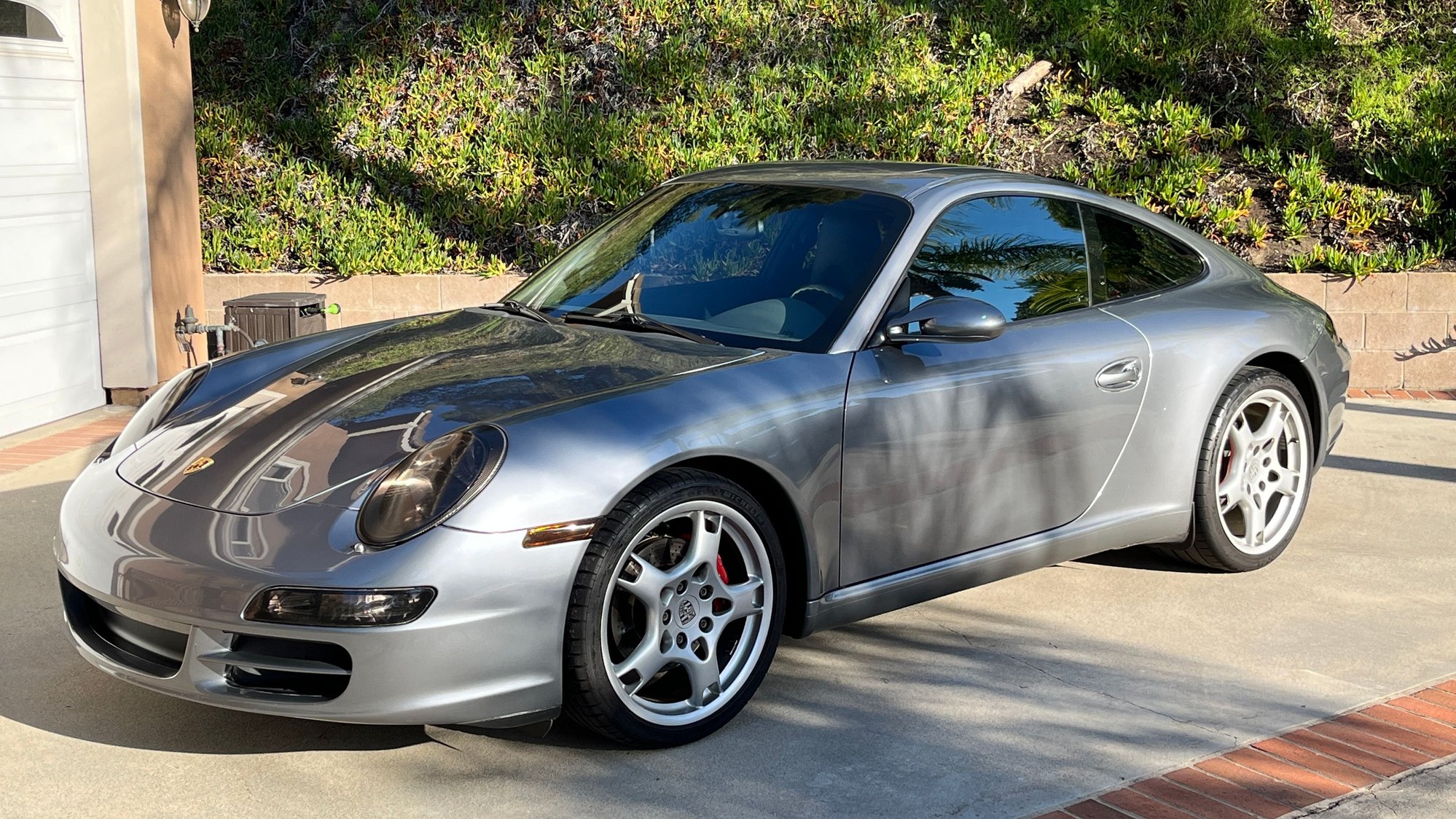 2006 Porsche 911 - 2006 Porsche 911 Carrera C2 (997.1) 6-spd Manual, Great Condition, SoCal Location - Used - VIN WP0AA29926S715888 - 120,000 Miles - 6 cyl - 2WD - Manual - Coupe - Gray - Rolling Hills Estates, CA 90274, United States
