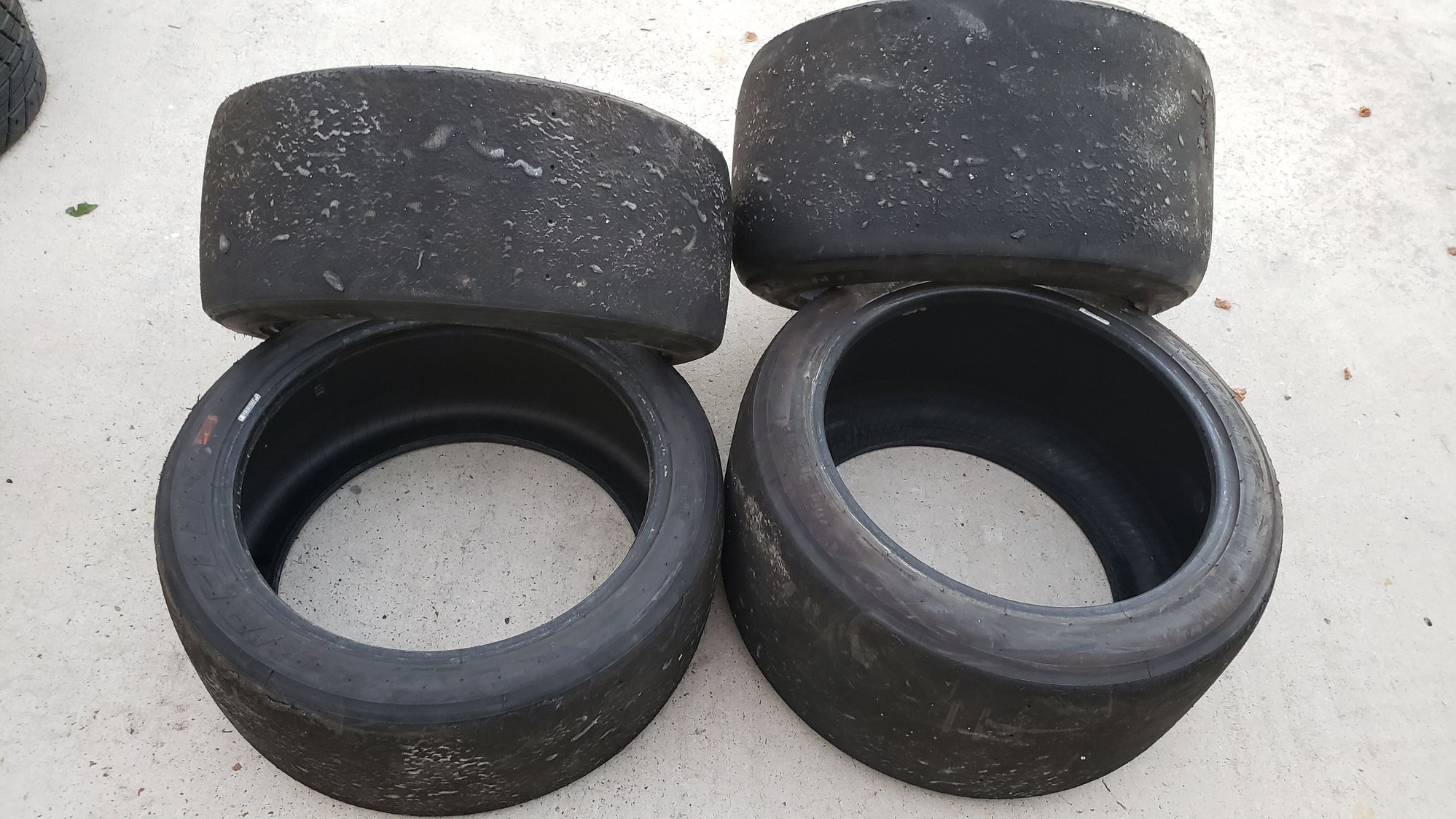 Wheels and Tires/Axles - Pirelli slicks 245/645/18 & 325/660/18 - Used - All Years Any Make All Models - Tomball, TX 77375, United States