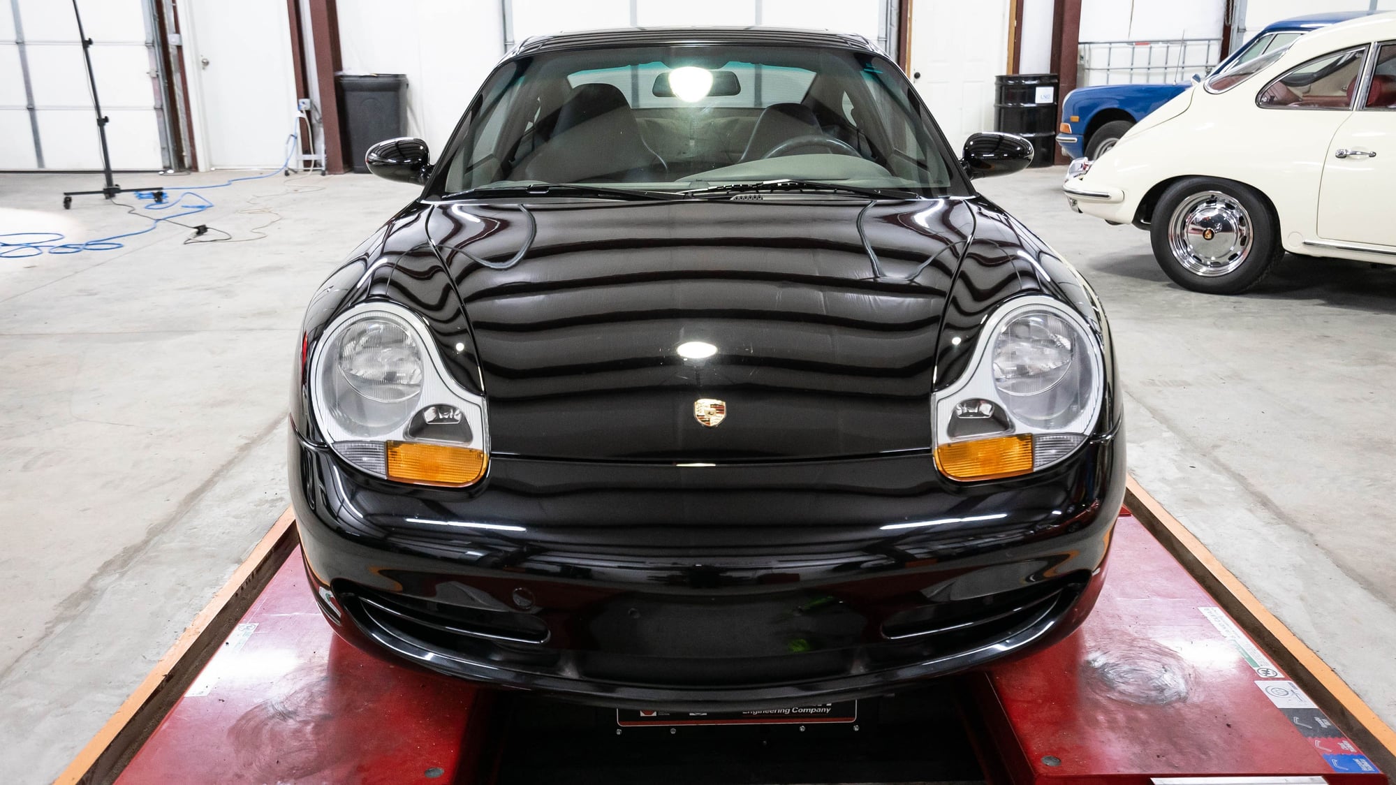 1999 Porsche 911 - 1999 Porsche 911 Carrera * LOW MILEAGE 4- OWNER CAR!! * - Used - VIN WP0AA2998XS623167 - 47,380 Miles - 6 cyl - 2WD - Manual - Coupe - Black - Mocksville, NC 27028, United States