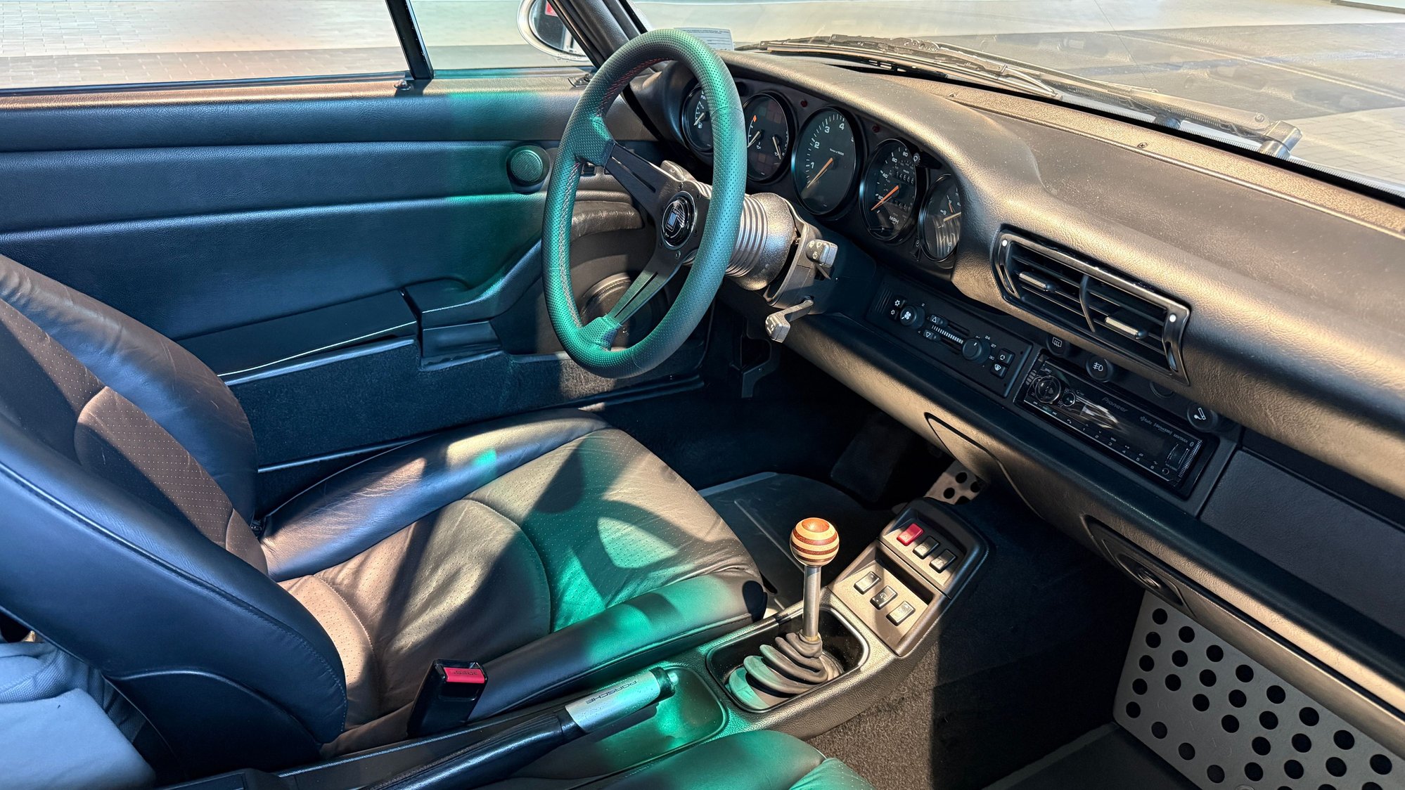 1997 Porsche 911 - 1997 Porsche 911 Carrera 4S - Used - VIN WP0AA2990VS320560 - 148,665 Miles - 6 cyl - 2WD - Manual - Coupe - Silver - Richmond, VA 23113, United States