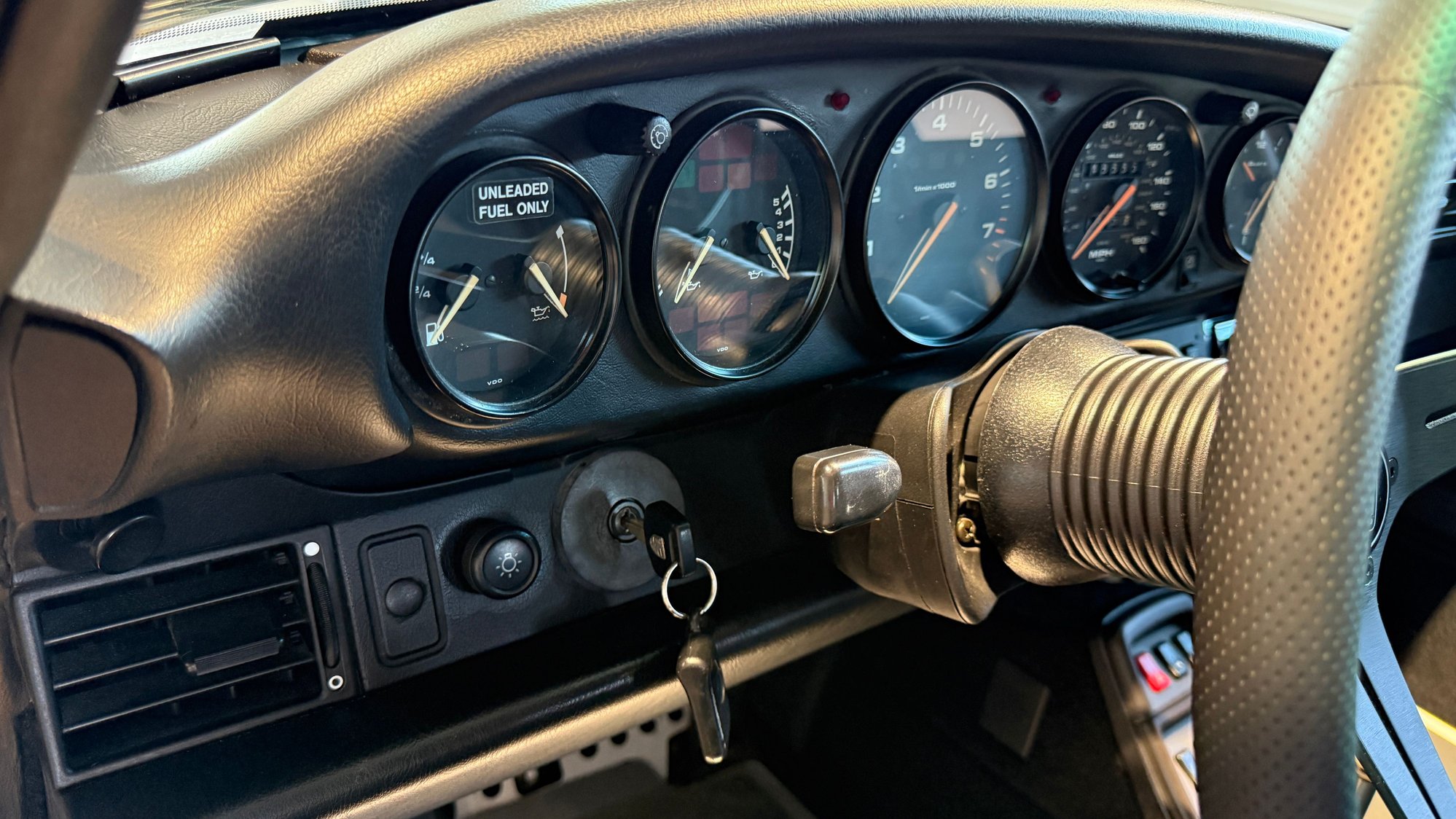 1997 Porsche 911 - 1997 Porsche 911 Carrera 4S - Used - VIN WP0AA2990VS320560 - 148,665 Miles - 6 cyl - 2WD - Manual - Coupe - Silver - Richmond, VA 23113, United States