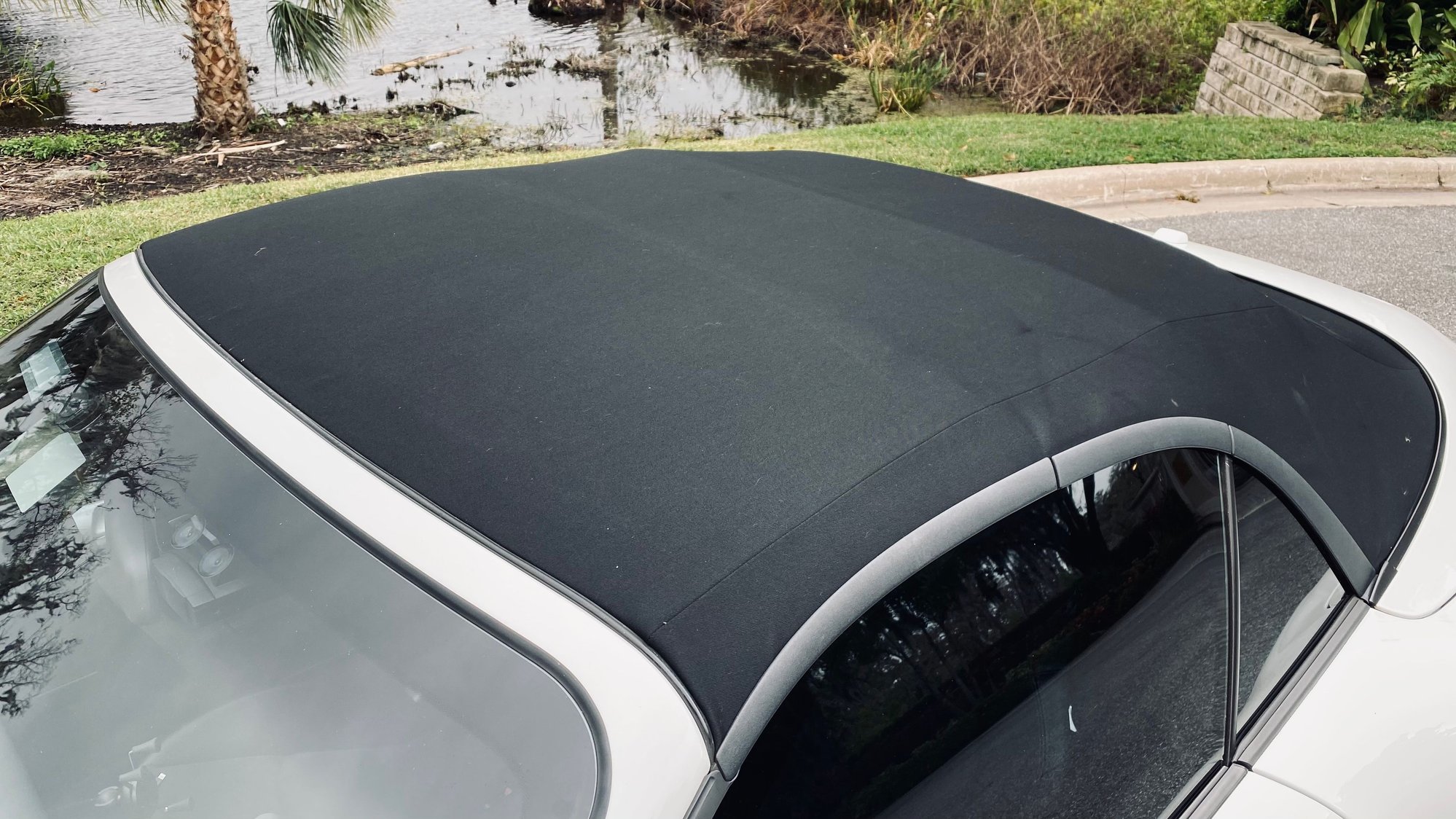 2011 Porsche 911 - 997.2 GTS MT Cab White/Black - Used - VIN WP0CB2A95BS754647 - 53,000 Miles - 6 cyl - 2WD - Manual - Convertible - White - Orlando, FL 34786, United States