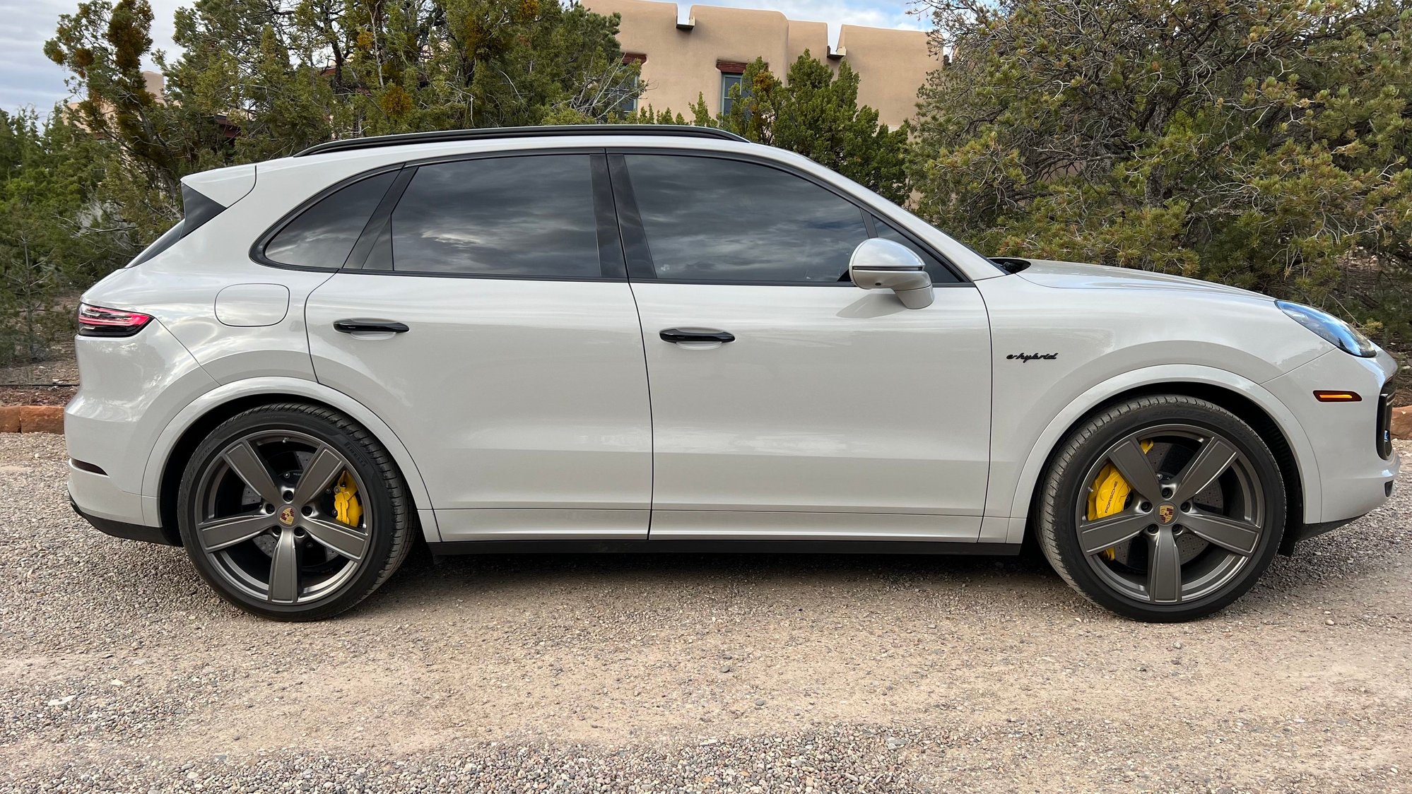 2021 Porsche Cayenne - Beautiful CPO 2021 Cayenne Turbo S e-Hybrid in Chalk - Used - VIN WP1AH2AY7MDA3811 - 12,300 Miles - 8 cyl - AWD - Automatic - SUV - Other - Santa Fe, NM 87501, United States