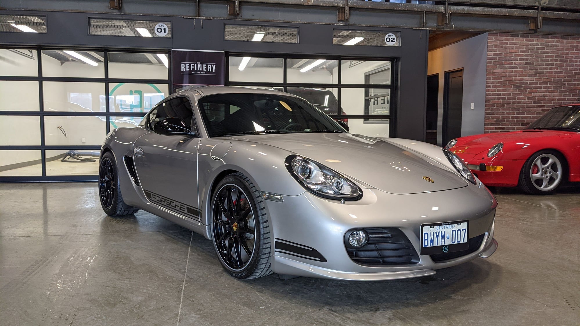 2012 Porsche Cayman -  - Used - VIN WP0AB2A81CS793543 - 18,650 Miles - 6 cyl - 2WD - Manual - Coupe - Silver - Buffalo, NY 14222, United States