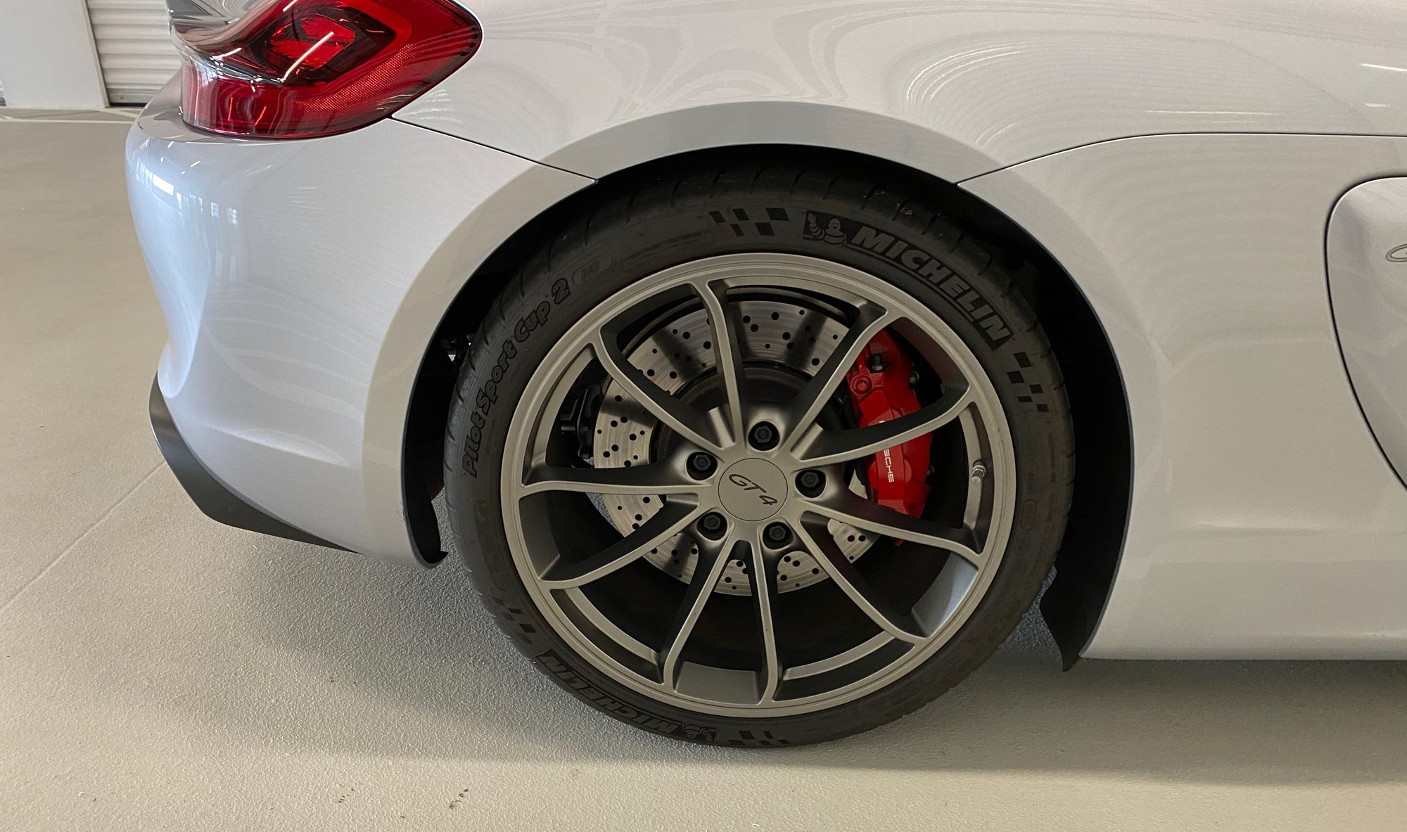 2016 Porsche Cayman GT4 - 2016 Porsche Cayman GT4 finished in Rhodium Silver over Black Full Leather/Alcantara - Used - VIN WP0AC2A87GK192608 - 7,800 Miles - 6 cyl - 2WD - Manual - Coupe - Silver - Pittsburgh, PA 15222, United States