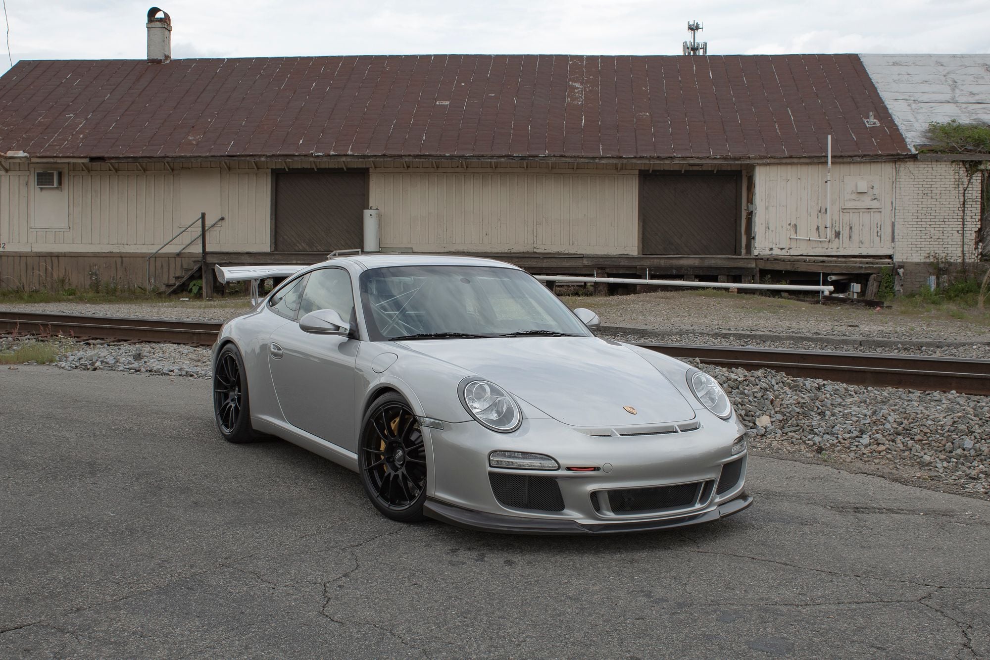 2010 Porsche 911 - Immaculate 2010 997.2 C2S 6MT (130 Images + Video. Low Mileage. OEM GT3 add-ons, etc) - Used - VIN WP0AB2A98AS720532 - 29,500 Miles - 6 cyl - 2WD - Manual - Coupe - Silver - Sanford, NC 27332, United States