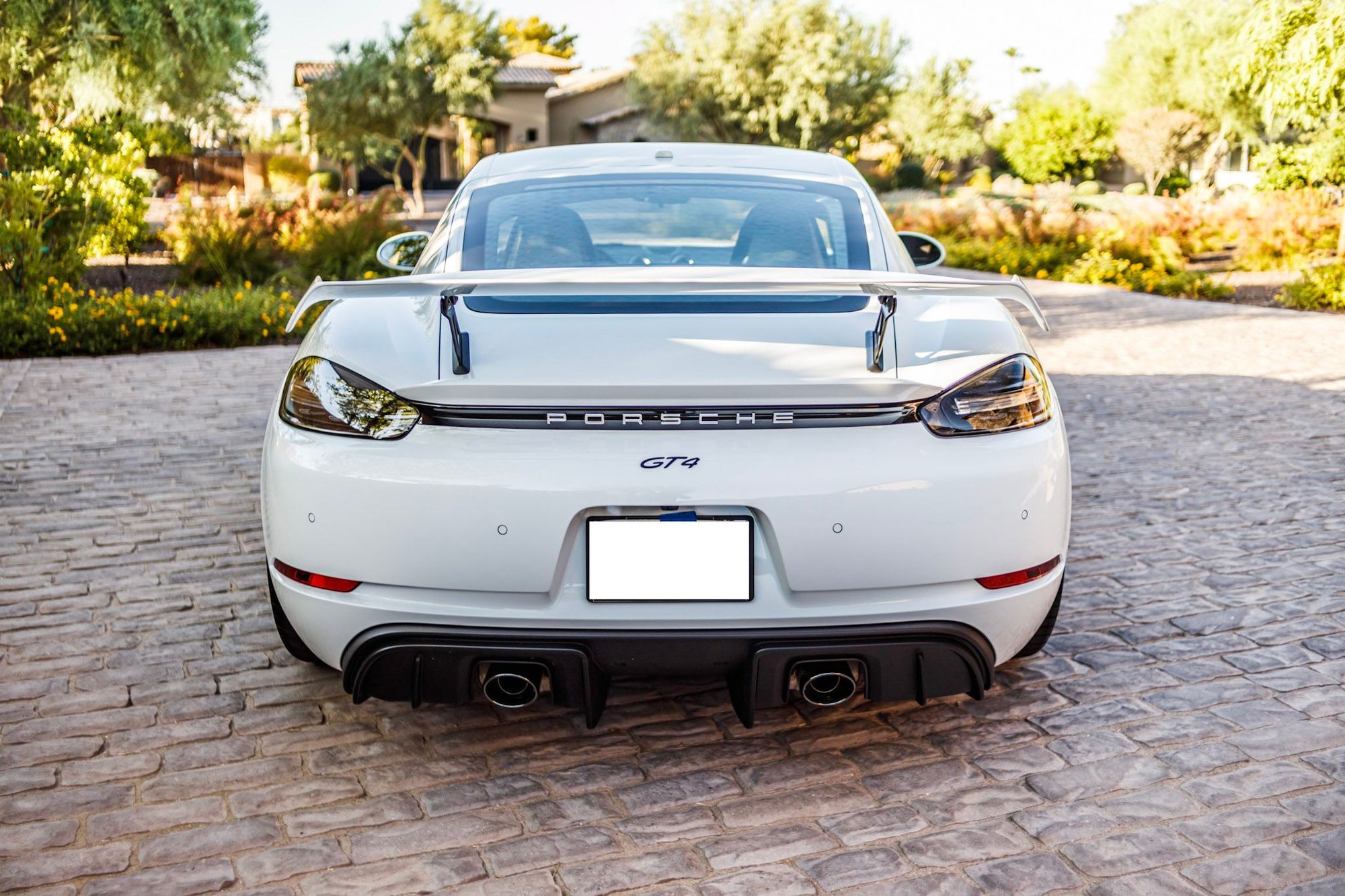 2020 Porsche 718 Cayman - 2020 Porsche Cayman gt4 with 106 miles - Used - VIN WPOAC2A89LK289271 - 150 Miles - 6 cyl - 2WD - Manual - Coupe - White - Scottsdale, AZ 85259, United States