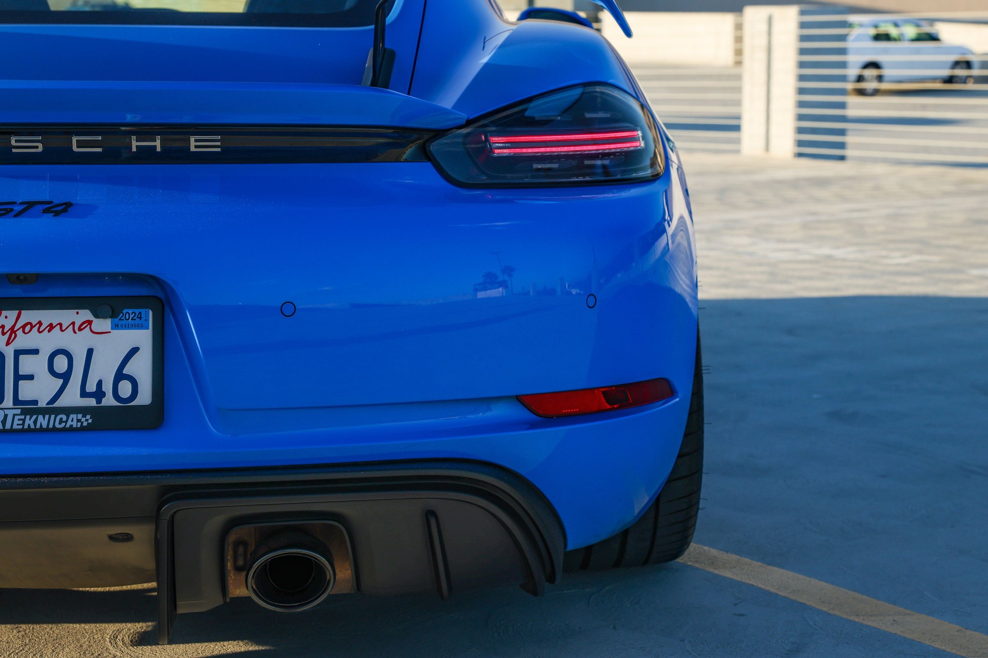 2022 Porsche 718 - 2022 Porsche 718 Cayman GT4 - Used - VIN WP0AC2A87NS275243 - 13,050 Miles - 6 cyl - 2WD - Automatic - Coupe - Blue - Ventura, CA 93003, United States