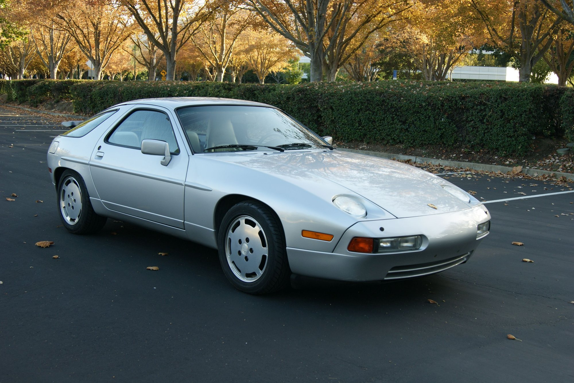 1988 Porsche 928 - 1988 Porsche 928 S4, beautiful, all original 42k miles, excellent condition - Used - VIN WP0JB0929JS860407 - 42,500 Miles - 8 cyl - 2WD - Automatic - Coupe - Silver - Pleasanton, CA 94566, United States