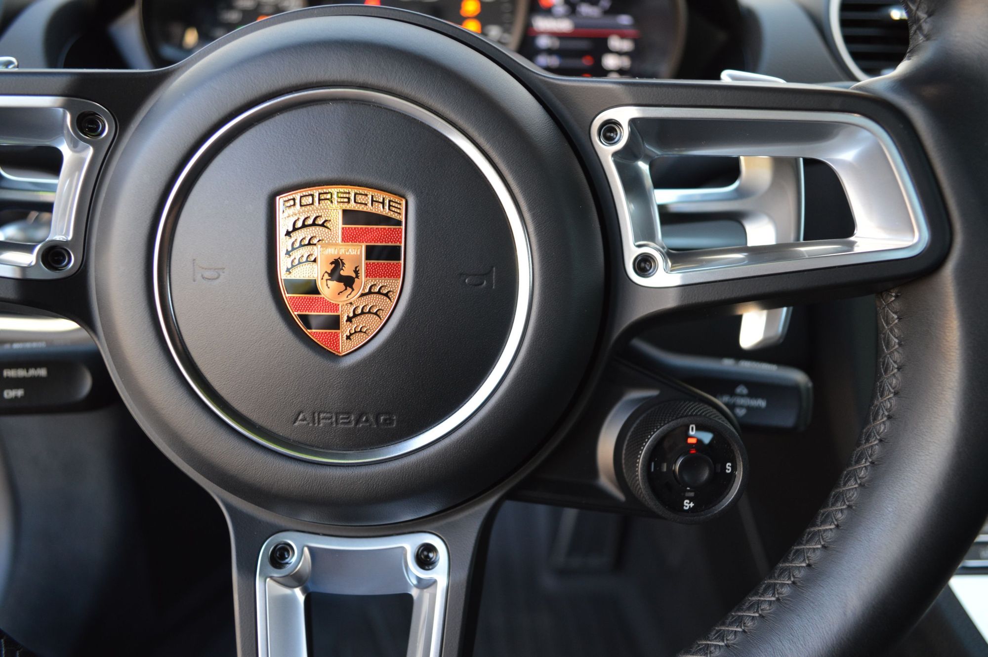 2019 Porsche 718 Cayman - FS: 2019 718 Cayman GTS - Used - VIN WP0AB2A88KS278182 - 14,700 Miles - 4 cyl - 2WD - Automatic - Coupe - White - Albuquerque, NM 87109, United States
