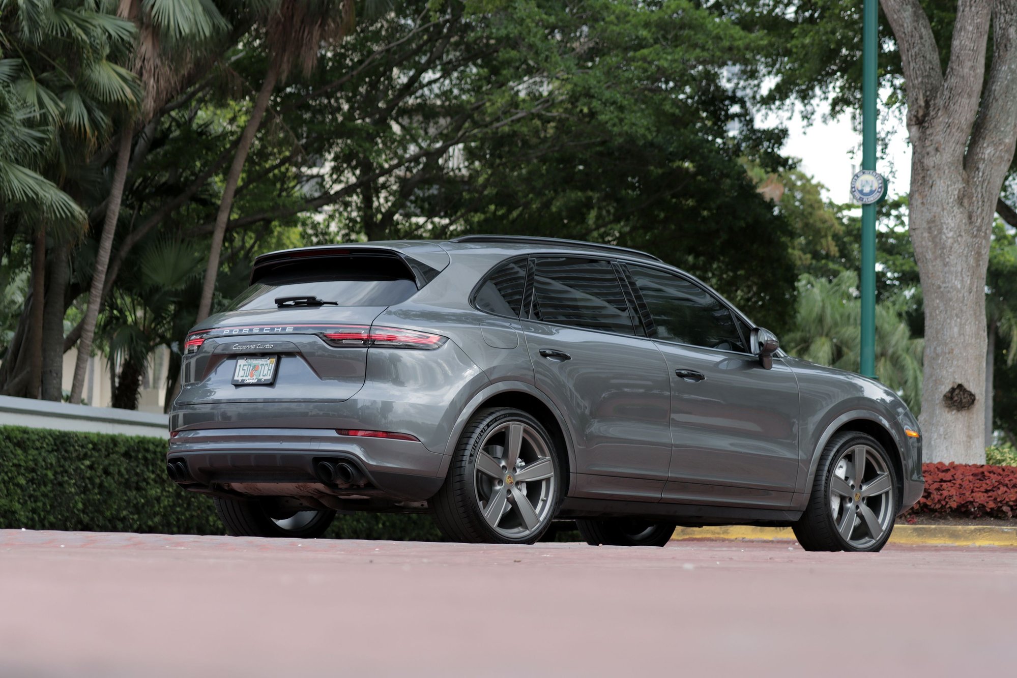 2019 Porsche Cayenne - 2019 Porsche Cayenne Turbo w/ 25K miles - Used - VIN WP1AF2AY4KDA81288 - 25,389 Miles - 8 cyl - AWD - Automatic - SUV - Gray - Aventura, FL 33180, United States