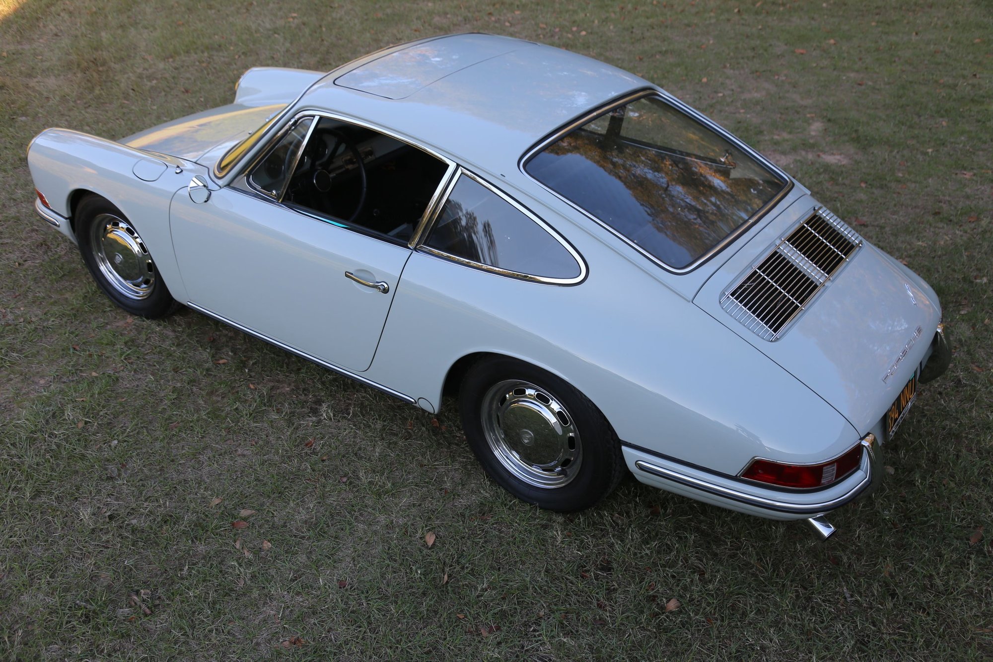 1965 Porsche 912 - 1965 Painted Dash Porsche 912 Sunroof, One of the best examples! Dolphin Grey - Used - VIN VIN#350442 - 4 cyl - Manual - Coupe - Gray - Campbell, TX 75422, United States