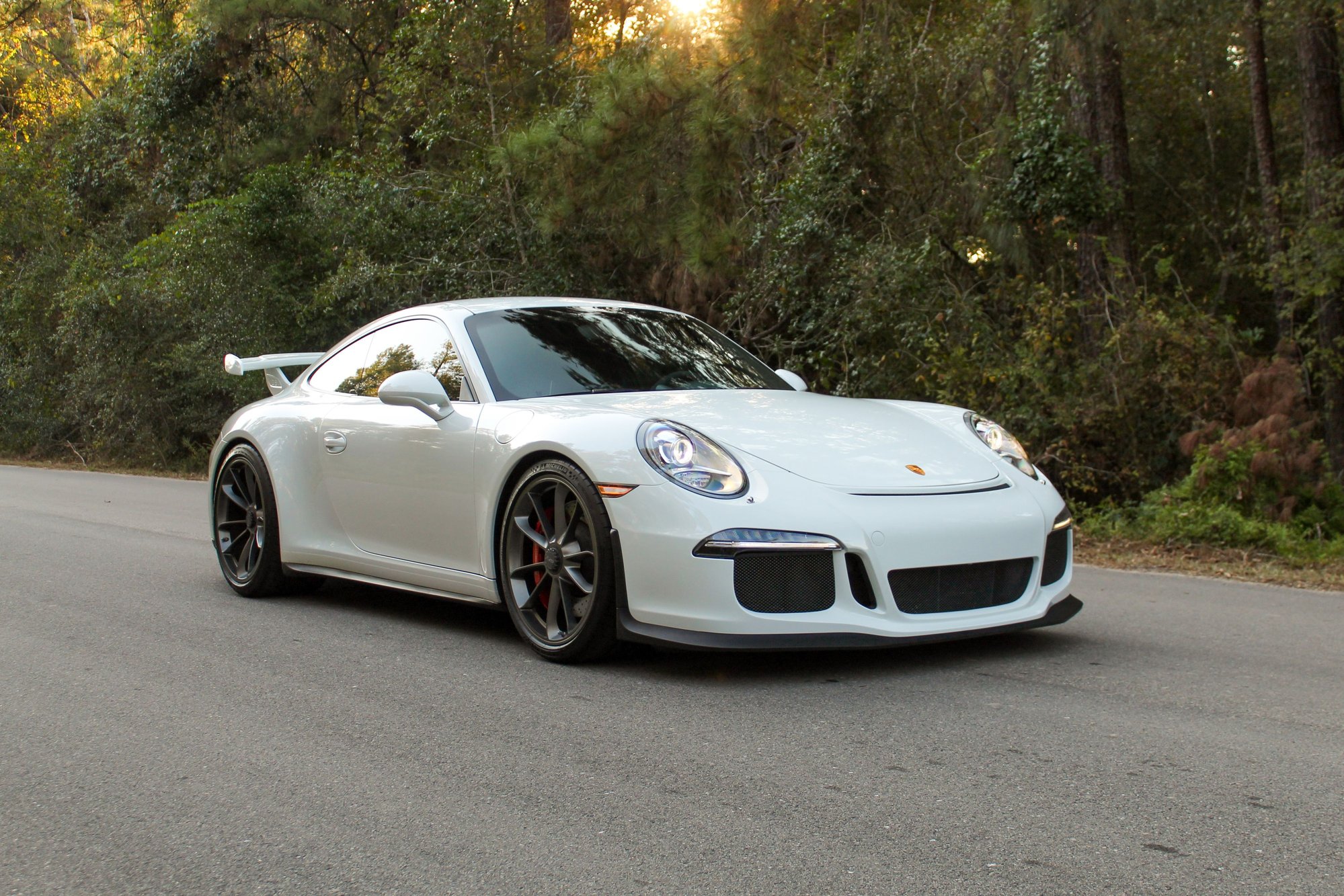 2015 Porsche GT3 - 2015 Porsche 911 GT3 - Clean, 29k miles, MUST SELL.  Reasonable offers considered. - Used - VIN WP0AC2A92FS183886 - 29,096 Miles - 6 cyl - 2WD - Automatic - Coupe - White - Greater Houston, TX 77339, United States