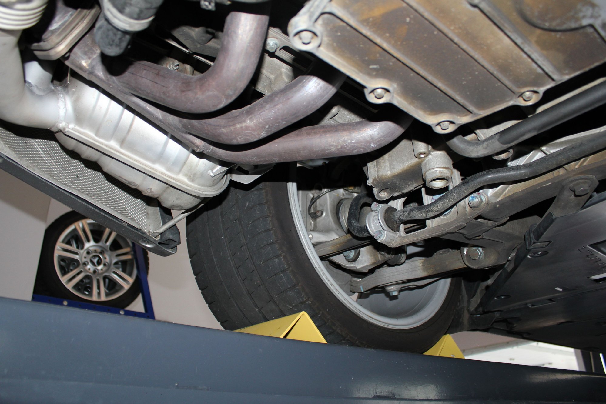 2007 Porsche 911 - 2007 997 Carrera, 18k miles, Very Clean - Used - VIN WP0AA29927S710708 - 18,025 Miles - 6 cyl - 2WD - Manual - Coupe - Silver - Lakewood, CO 80228, United States