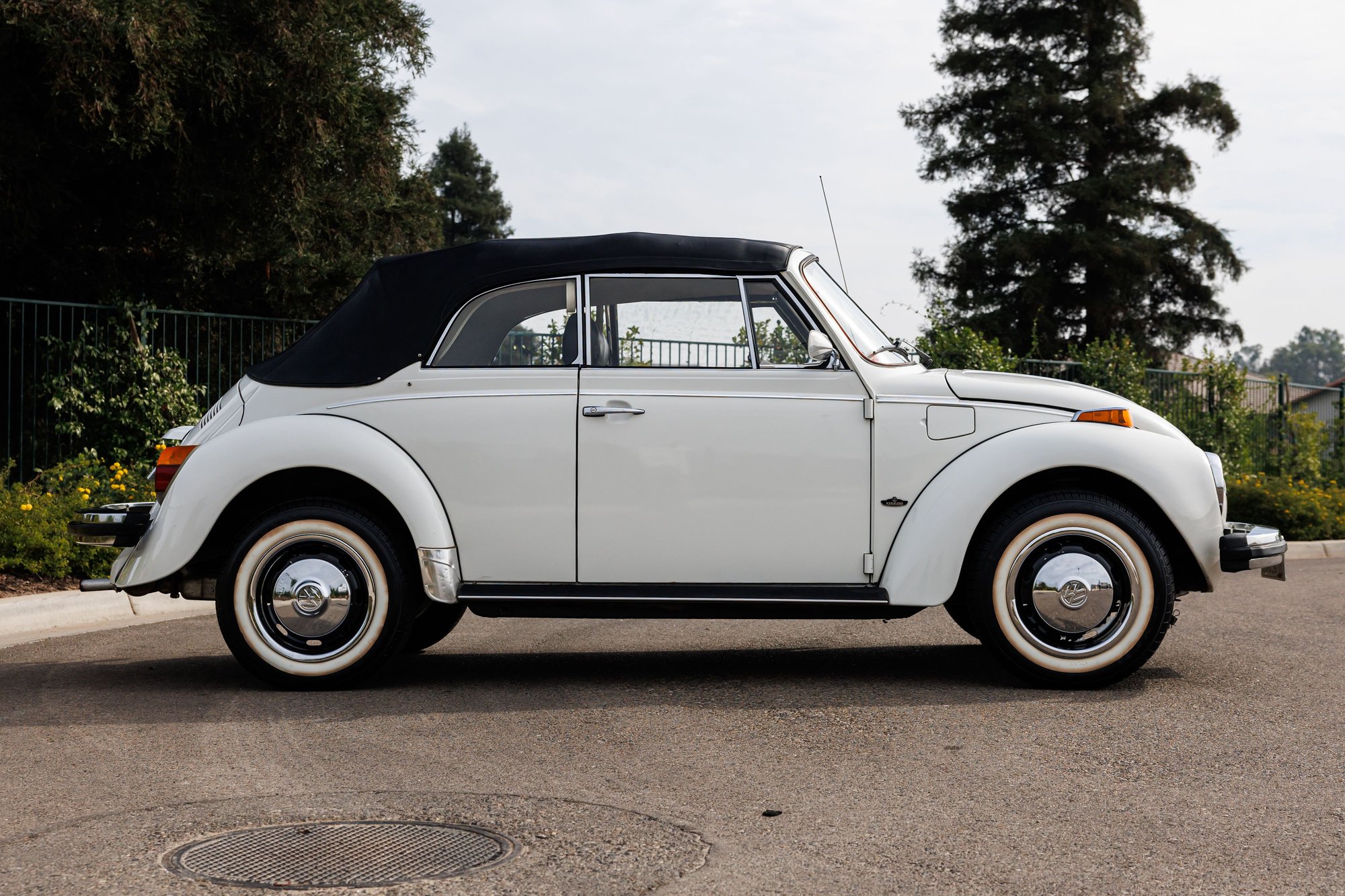 1978 Volkswagen Super Beetle - 1978 Volkswagen super beetle convertible - Used - Fresno, CA 93720, United States
