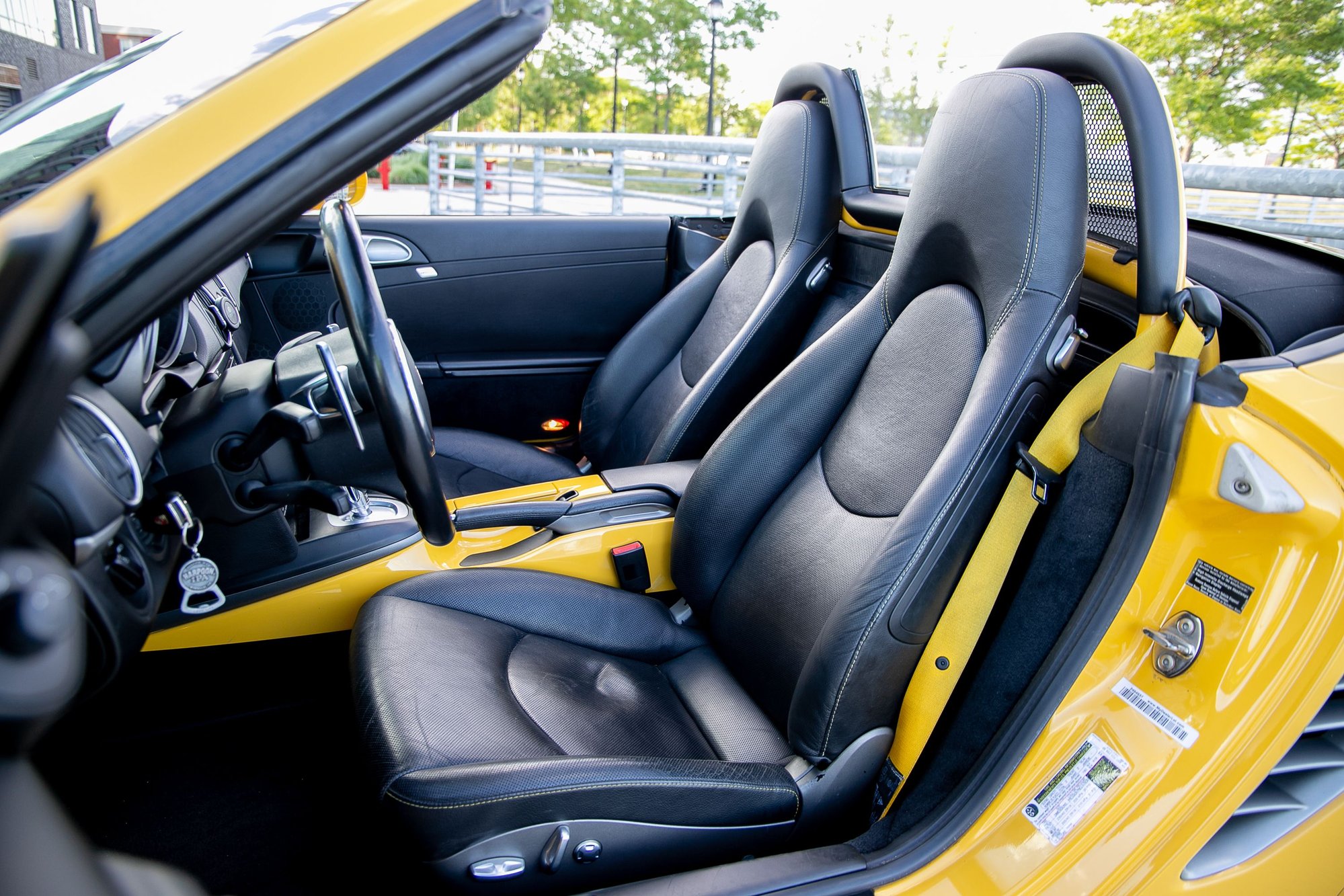 2011 Porsche Boxster - 2011 Porsche Boxster PDK, Speed Yellow, Sport Chrono, Custom Interior - Used - VIN WP0CA2A8XBS710508 - 81,500 Miles - 6 cyl - 2WD - Automatic - Convertible - Yellow - Boston, MA 02148, United States