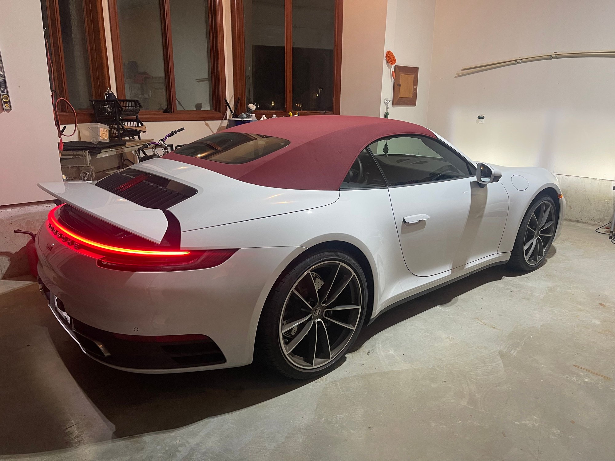2023 Porsche 911 - Porsche 911 Carrera cabriolet available le for a lease swap (downpayment negotiable) - Used - VIN WP0CA2A96PS238128 - 1,000 Miles - Suffern, NY 10901, United States