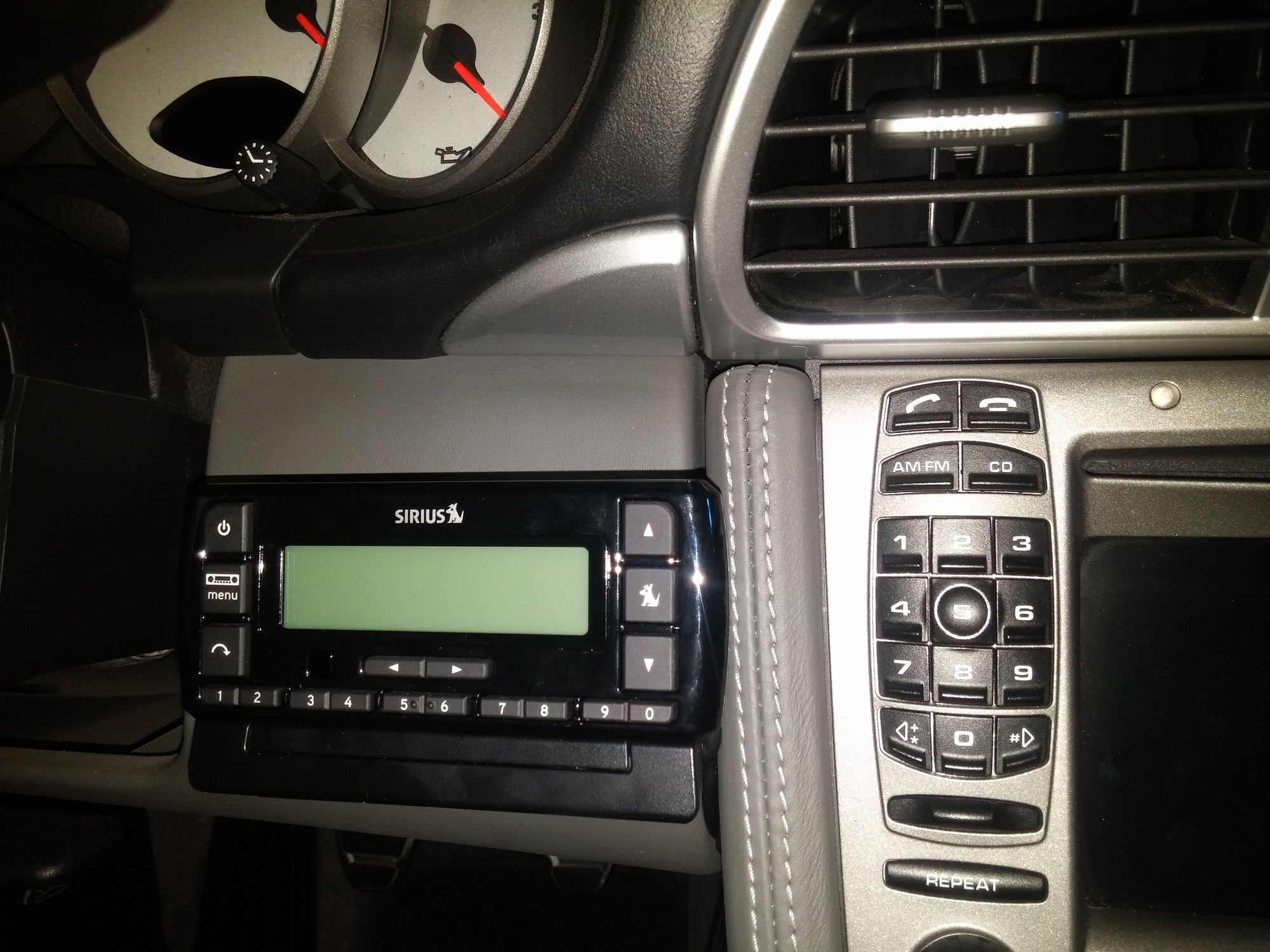  Metra Electronics 40EU30 2002-Up VW/BMW/European Vehicle Antenna  Adapter Cable Kit-Add CD with FM Modulator
