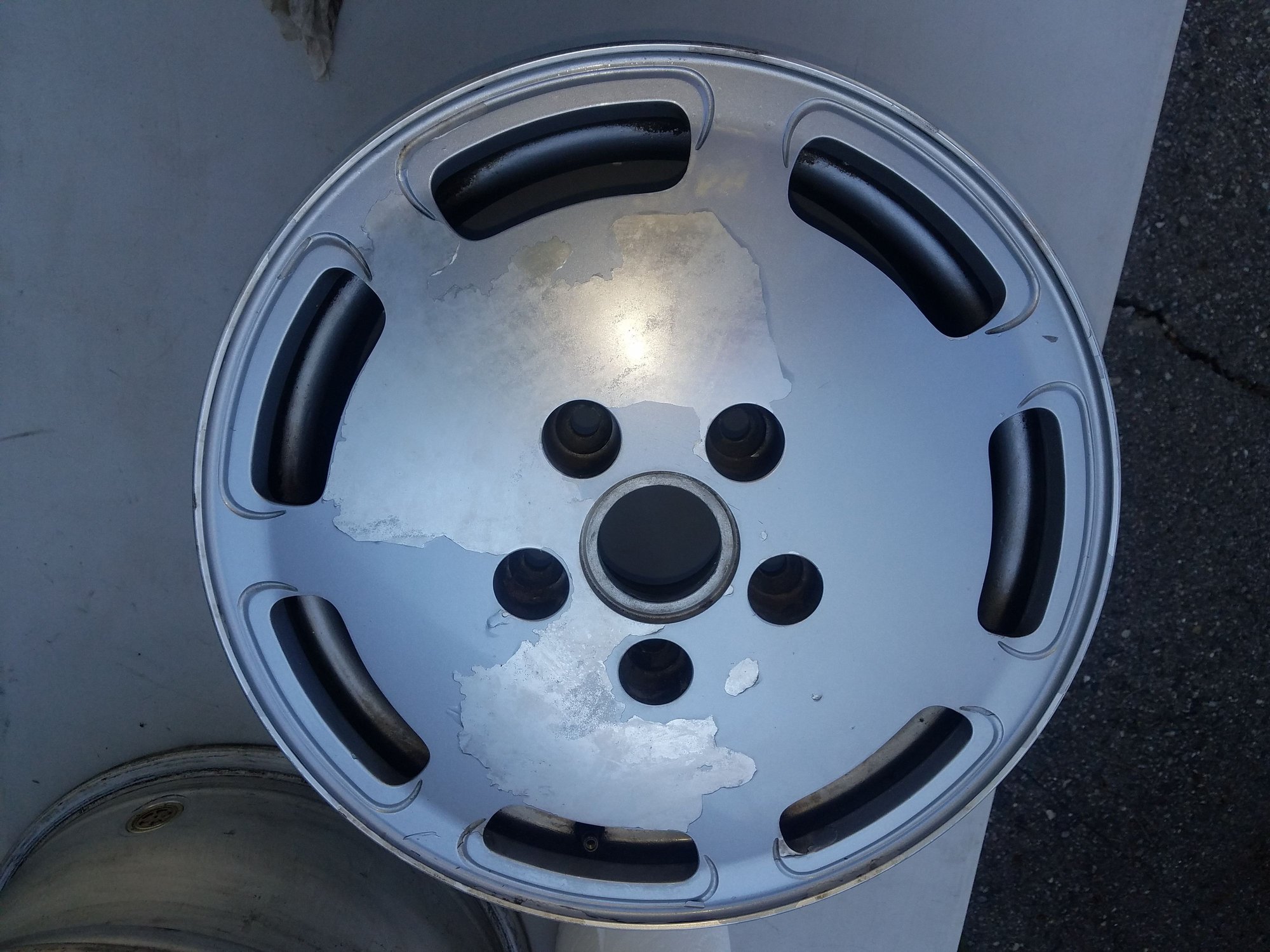 Wheels and Tires/Axles - 928 90-91 man hole wheels with RDK (tpms) - Used - 1990 to 1991 Porsche 928 - Farmingtn Hls, MI 48334, United States
