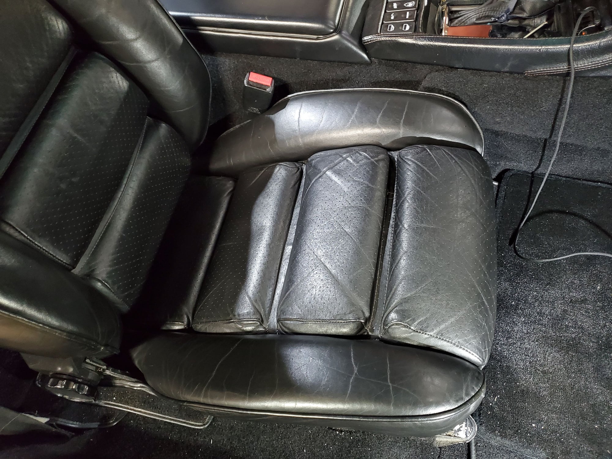 Interior/Upholstery - Nice pair of lightweight manual black leather Porsche 928 front seats - Used - 1978 to 1995 Porsche 928 - Seneca, SC 29672, United States