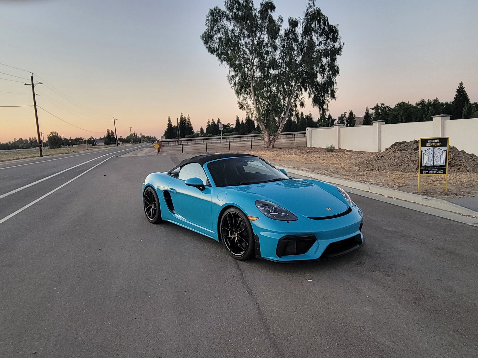 2021 Porsche 718 Spyder - Miami Blue 718 Spyder - Used - VIN WP0CC2A86MS240135 - 5,200 Miles - 6 cyl - 2WD - Automatic - Convertible - Blue - Bakersfield, CA 93314, United States