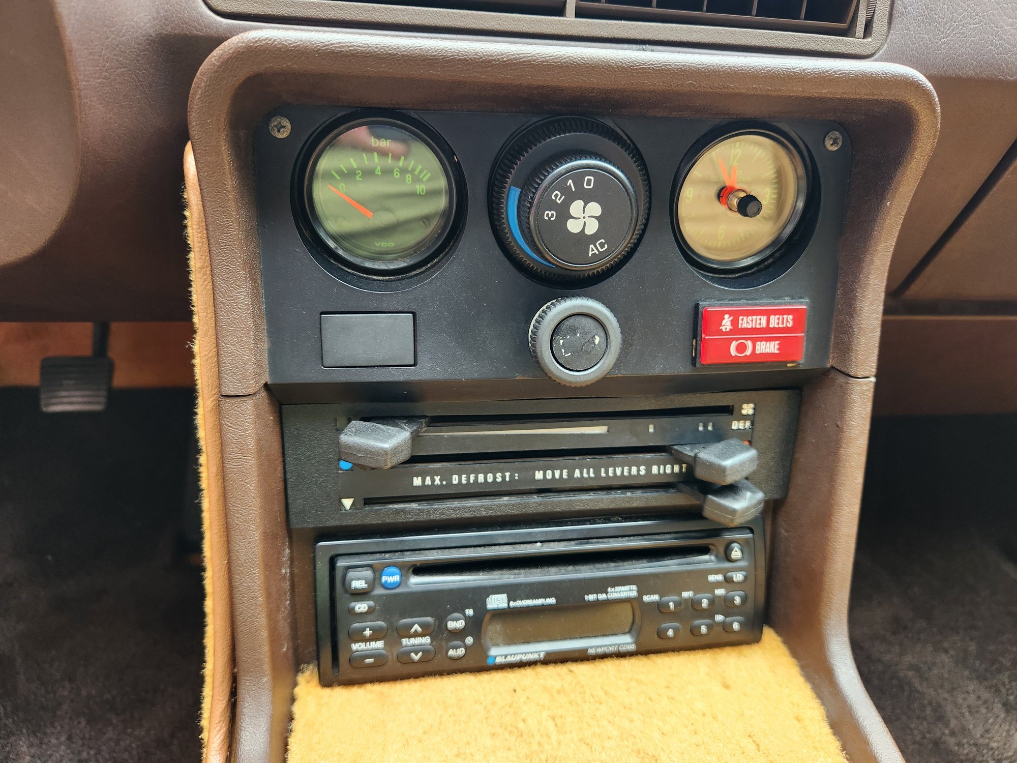 1980 Porsche 924 - 1980 Porsche 924 TURBO Original Paint Amazing 931 Runs and Drives Perfectly COLD A/C - Used - VIN 93A0152598 - 86,800 Miles - 4 cyl - 2WD - Manual - Hatchback - Other - Richboro, PA 18954, United States