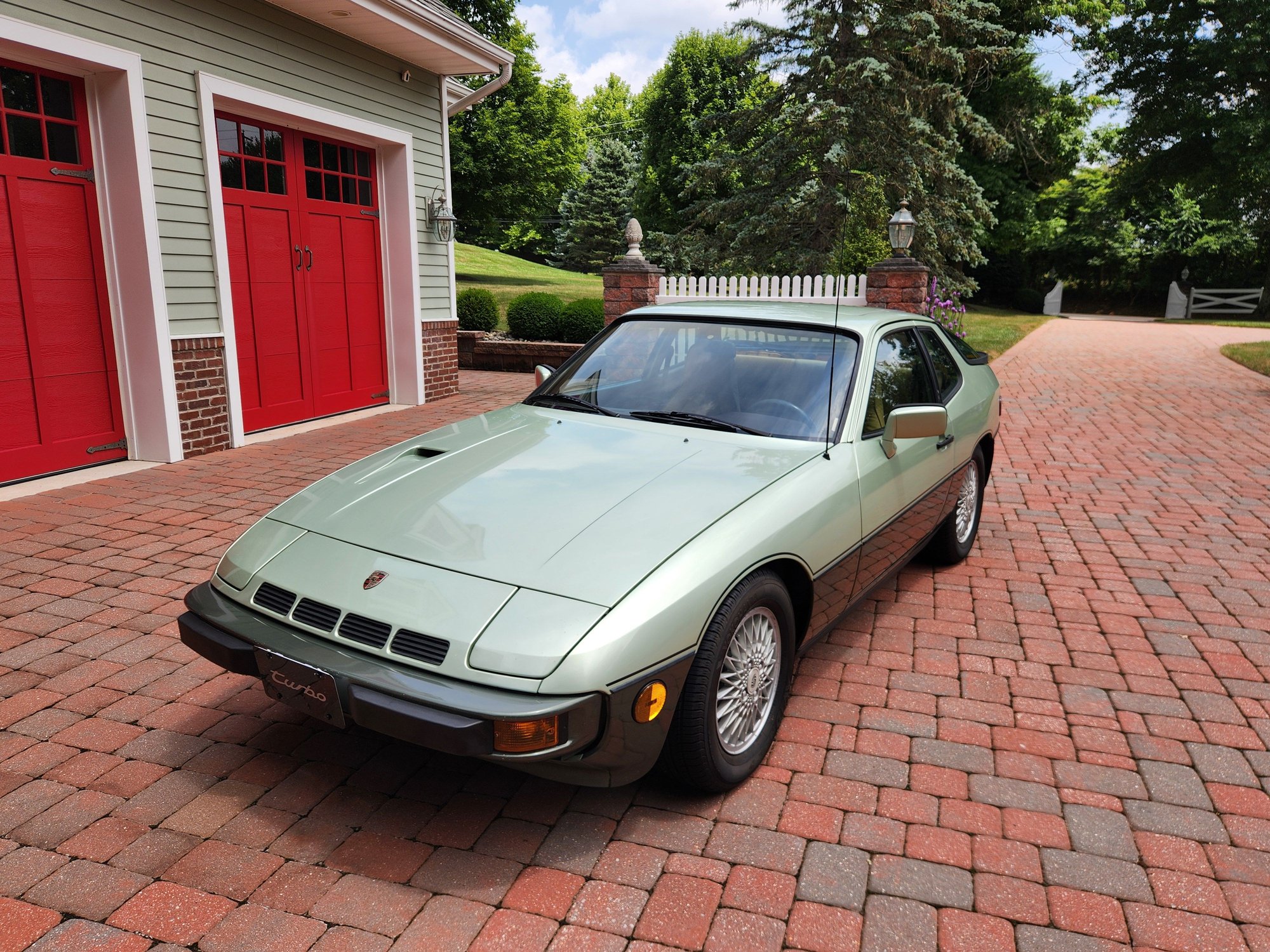 1980 Porsche 924 - 1980 Porsche 924 TURBO Original Paint Amazing 931 Runs and Drives Perfectly COLD A/C - Used - VIN 93A0152598 - 86,800 Miles - 4 cyl - 2WD - Manual - Hatchback - Other - Richboro, PA 18954, United States