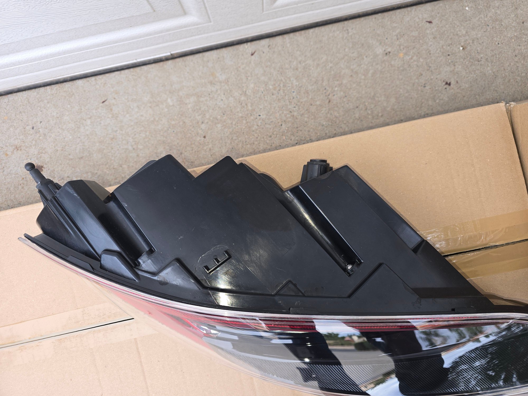 Lights - Cayman 981 GTS Euro Spec Tail Lights - Used - 2012 to 2016 Porsche Cayman - Albuquerque, NM 87109, United States