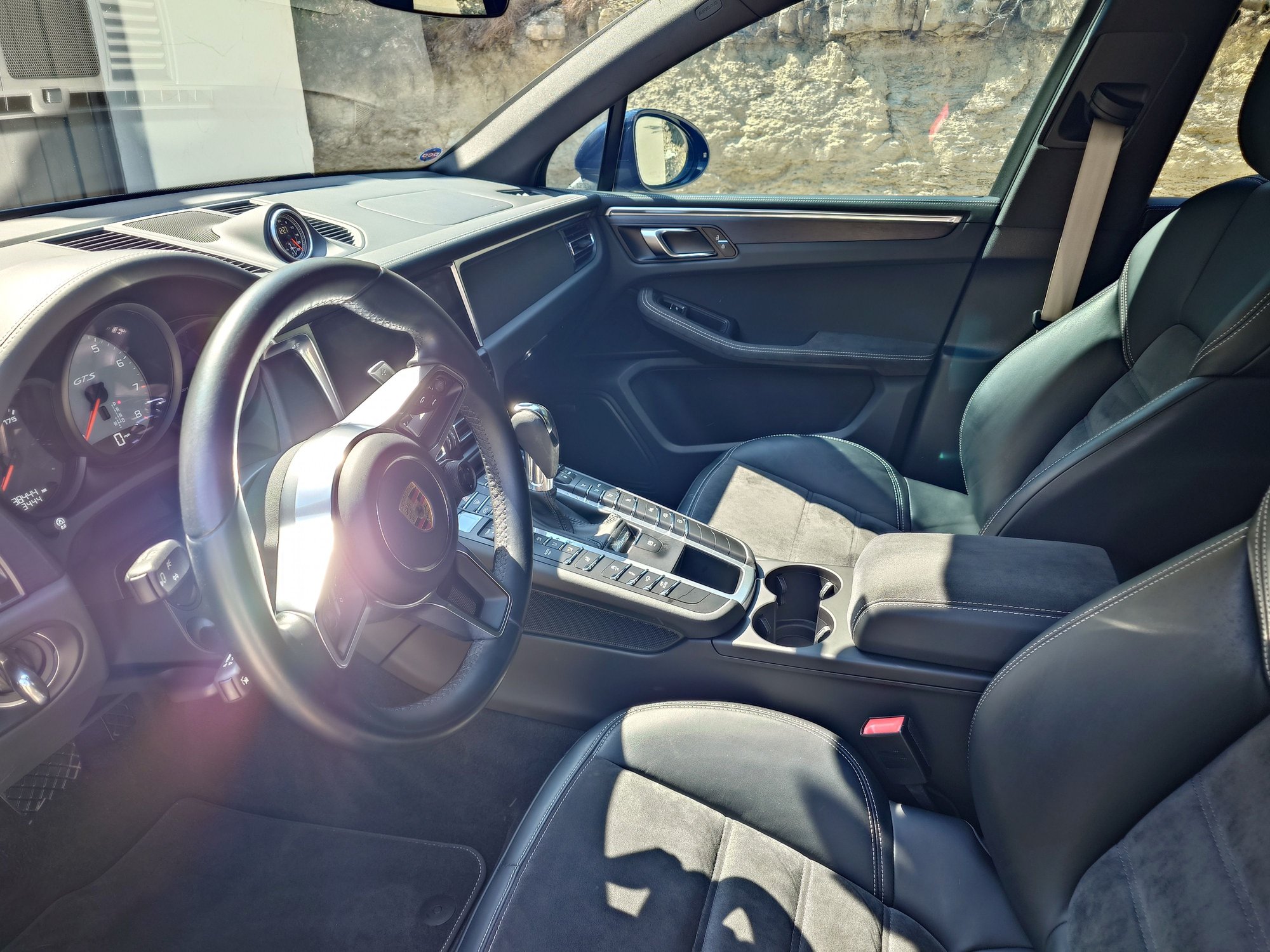 2021 Porsche Macan - For Sale: 2021 Porsche Macan GTS — Night Blue Metallic, One Owner, Meticulously Maint - Used - VIN WP1AG2A57MLB52544 - 44,000 Miles - 6 cyl - Automatic - SUV - Blue - Austin, TX 78716, United States