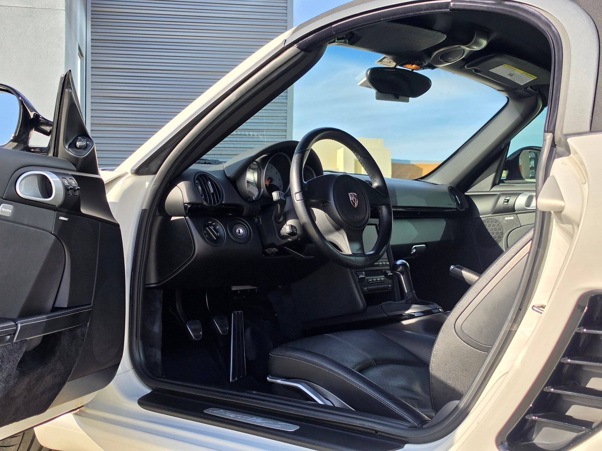 2011 Porsche Boxster - 2011 987.2 Boxster S w/ Rare P40 Design Package - 6 Speed Manual - Used - VIN WP0CB2A89BS730147 - 65,800 Miles - 6 cyl - 2WD - Manual - Convertible - White - Sunnyvale, CA 94085, United States