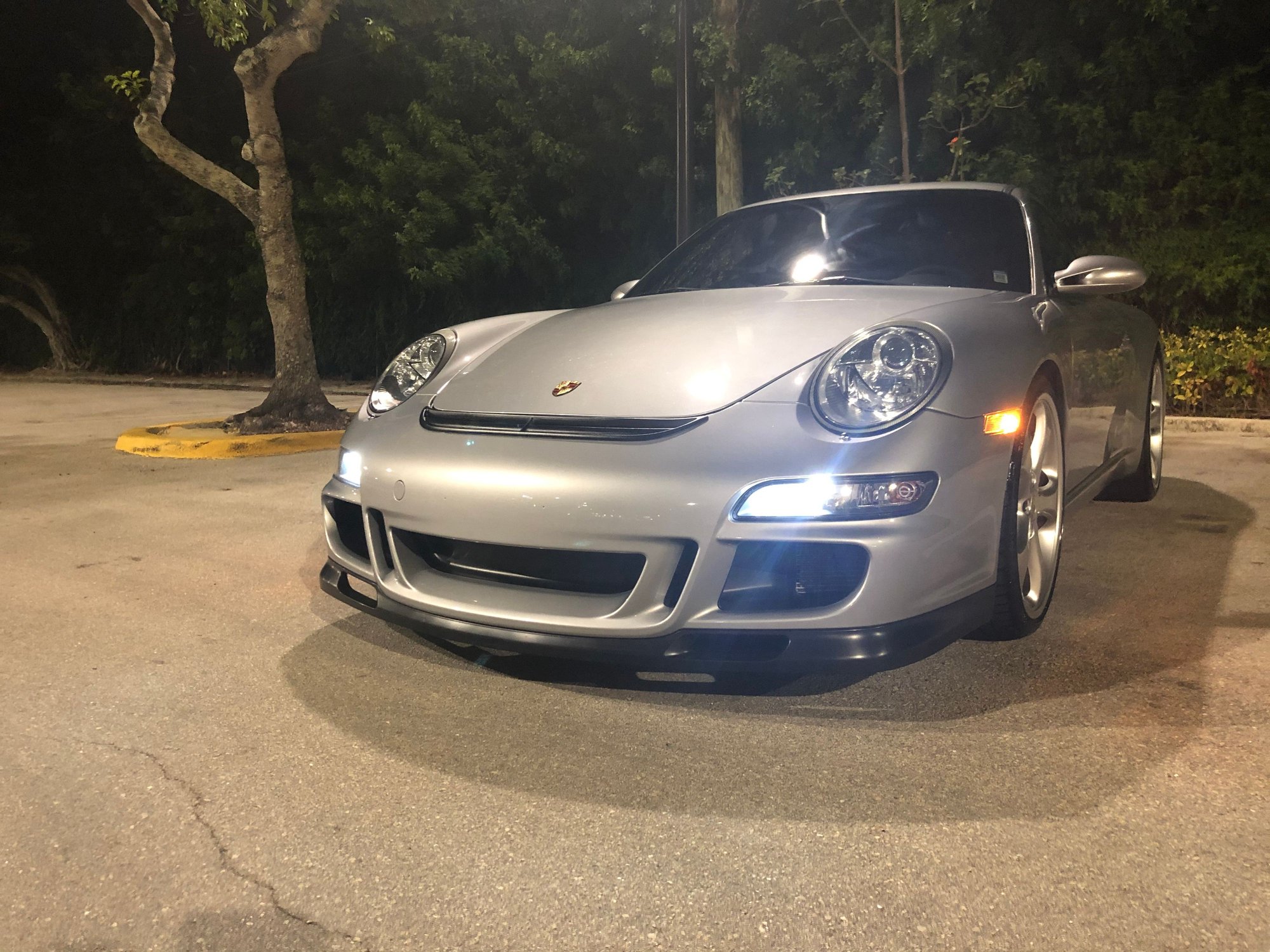 2006 Porsche 911 - Extremely well Spec’d and rare 2006 Carrera S manual - Used - VIN WP0AB29996S742843 - 87,250 Miles - 6 cyl - 2WD - Manual - Coupe - Silver - Boca Raton, FL 33432, United States