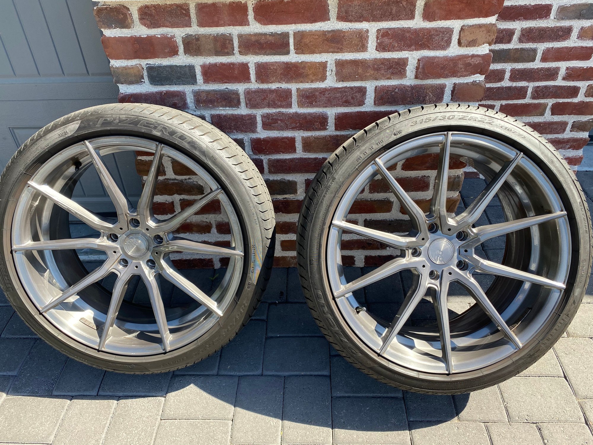 Wheels and Tires/Axles - 2019 to present Porsche Cayenne AG luxury M652 rims and tire - Used - 0  All Models - Phoenix, AZ 85016, United States