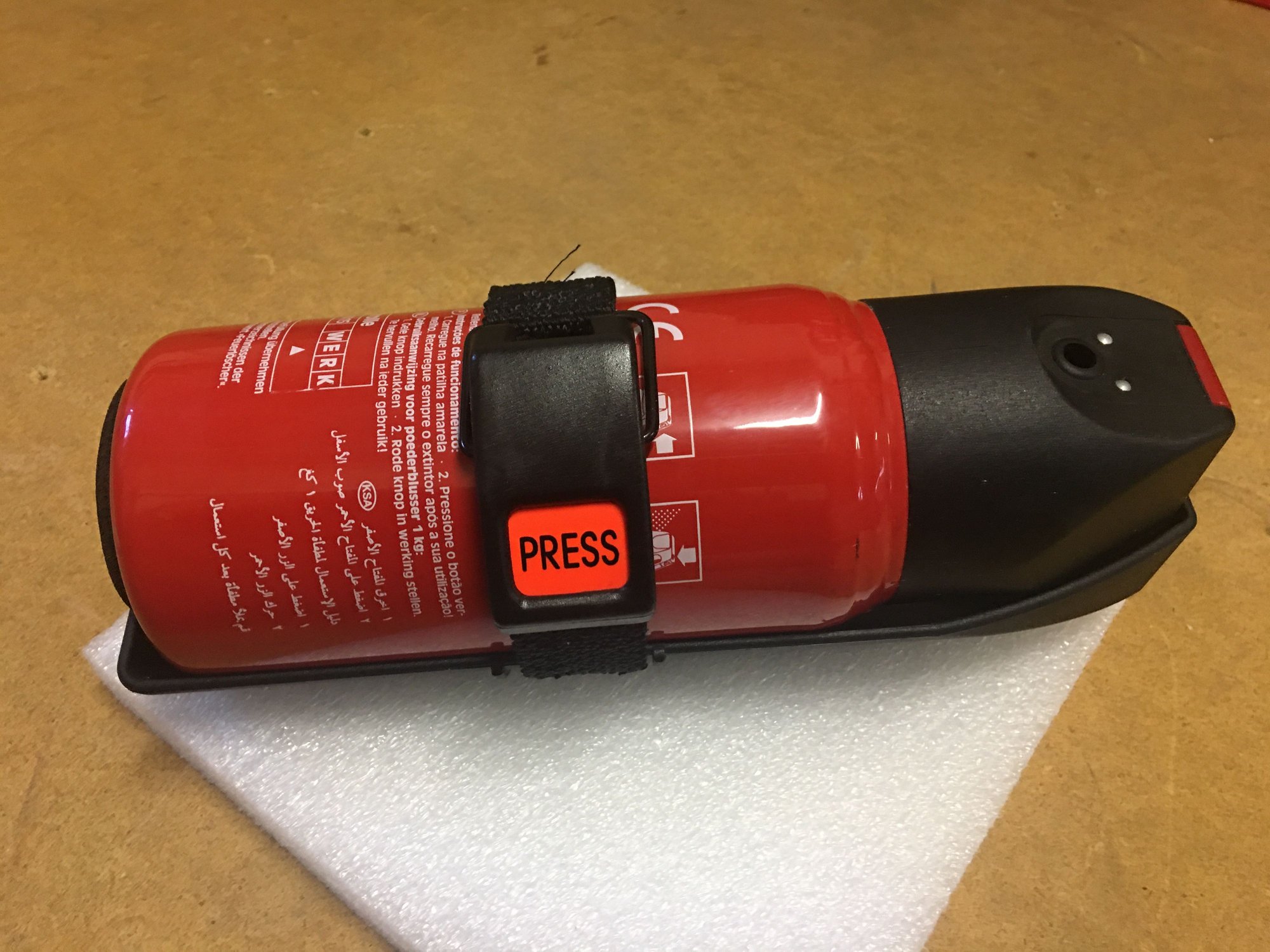 Fire extinguisher Rennlist Porsche Discussion Forums