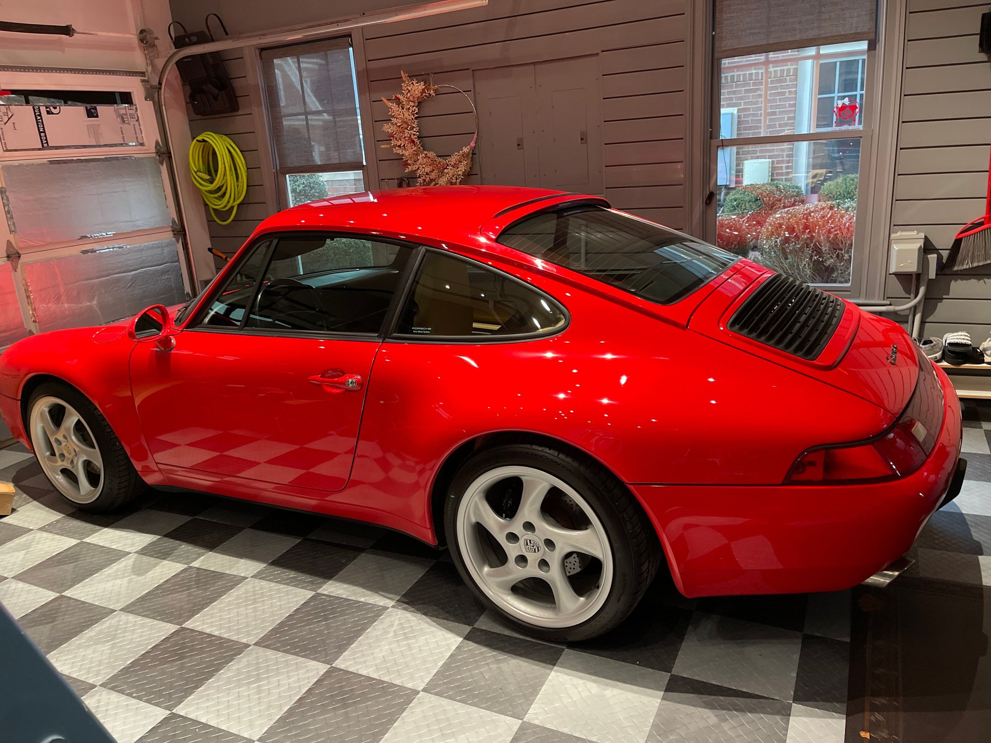 1996 Porsche 911 - 1996 Porsche 993 Coupe Manual Guards Red - Used - VIN WP0AA2999TS322045 - 97,906 Miles - 6 cyl - 2WD - Manual - Coupe - Red - Leesburg, VA 20176, United States