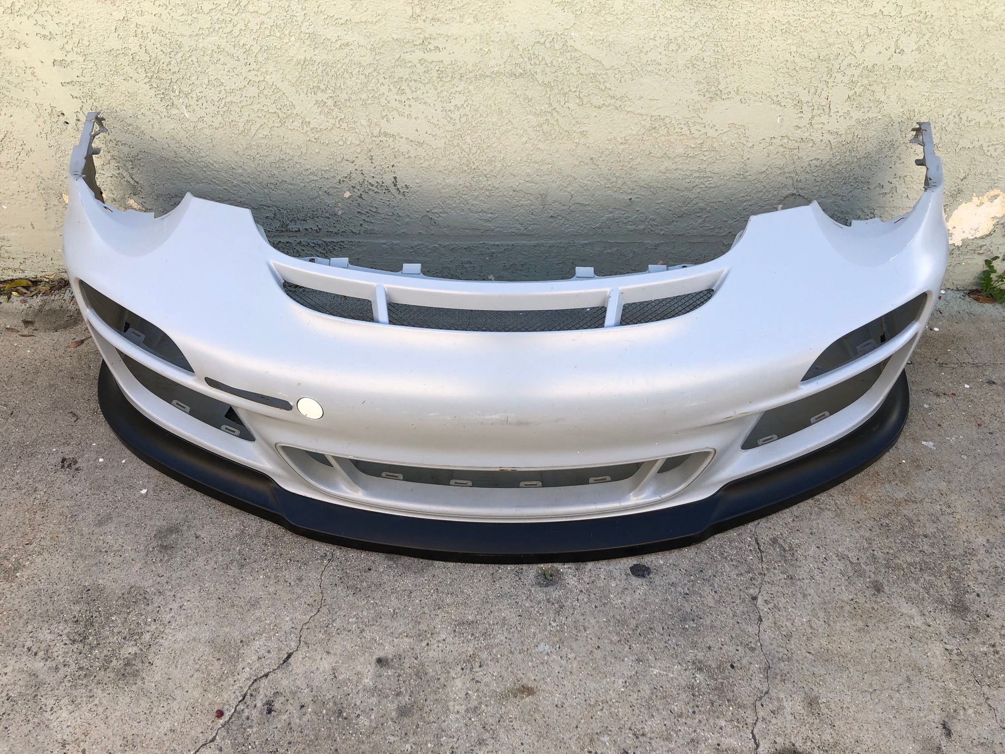 2000 Porsche 911 - 997.2 GT3 Cup Front / Rear bumper & GT3 RS Rear bumper for sale - Sun Valley, CA 91352, United States