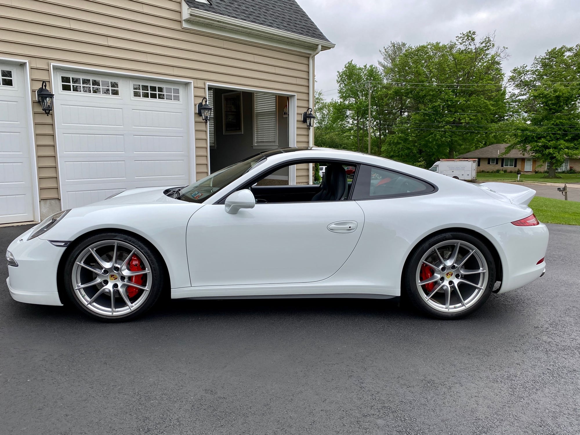 2013 Porsche 911 - 2013 911 Carrera C4S.  23k miles. Aerokit cup/ducktail, perfect build, $140k MSRP. - Used - VIN WP0AB2A96DS122119 - 23,300 Miles - 6 cyl - AWD - Automatic - Coupe - White - Lansdale, PA 19446, United States