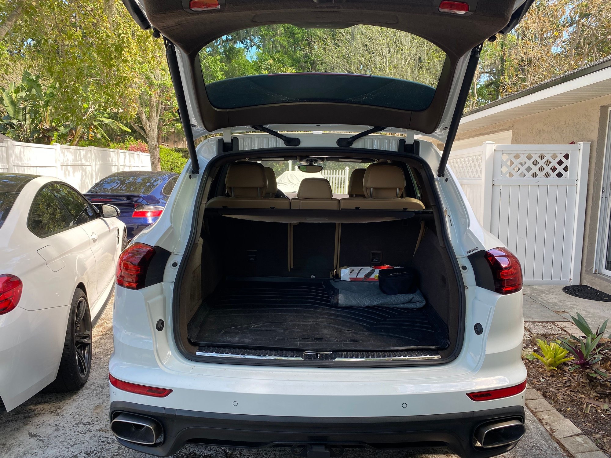 2015 Porsche Cayenne - 2015 Cayenne Diesel- Nice Spec, still under warranty, FL - Used - VIN WP1AF2A28FLA39357 - 84,500 Miles - 6 cyl - 4WD - Automatic - SUV - White - Lakeland, FL 33813, United States