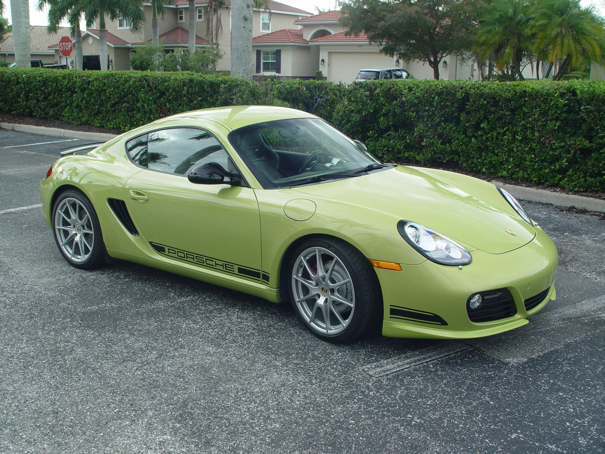 2012 Porsche Cayman - 2012 Cayman R in Peridot - Used - VIN WP0AB2A83CU792186 - 6 cyl - 2WD - Automatic - Coupe - North Fort Myers, FL 33903, United States