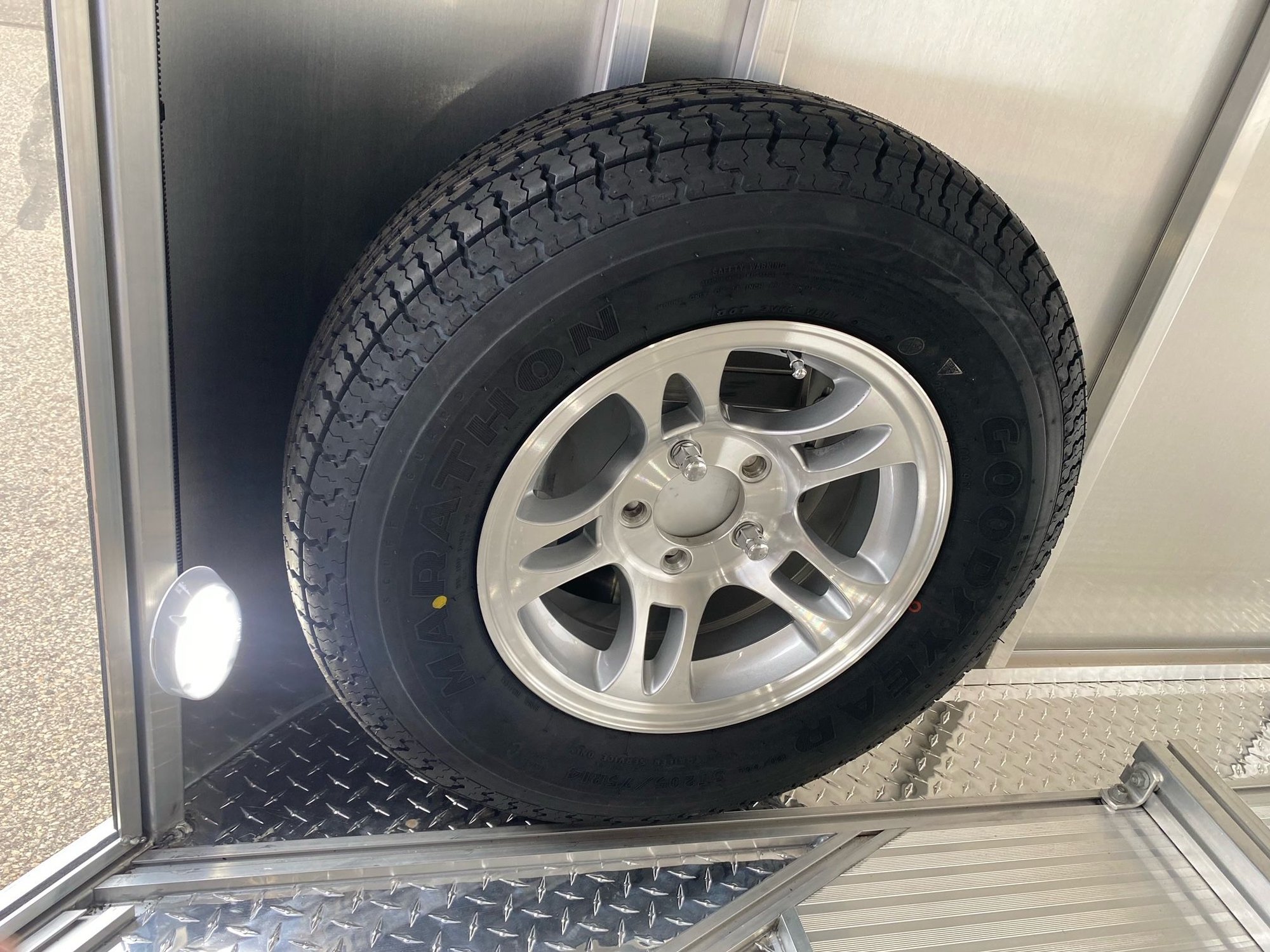 2019 Porsche 911 - Trailex Enclosed Car Trailer – 6” Additional Factory Height, Diamond Plate - Used - VIN 1XTXC2329H1999917 - 750 Miles - Wayzata, MN 55391, United States