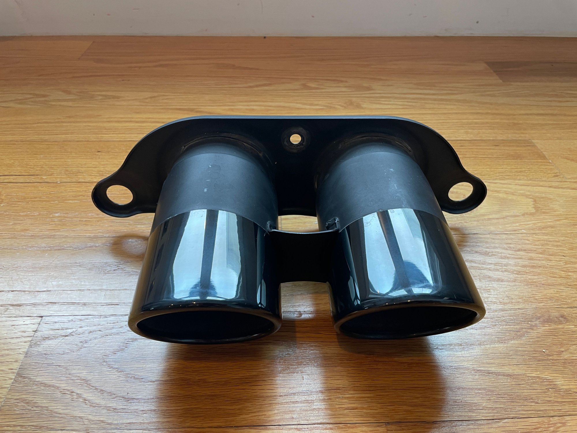 Engine - Exhaust - 991 GT3 OEM Black Exhaust Tip - Used - -1 to 2027  All Models - Boston, MA 02116, United States