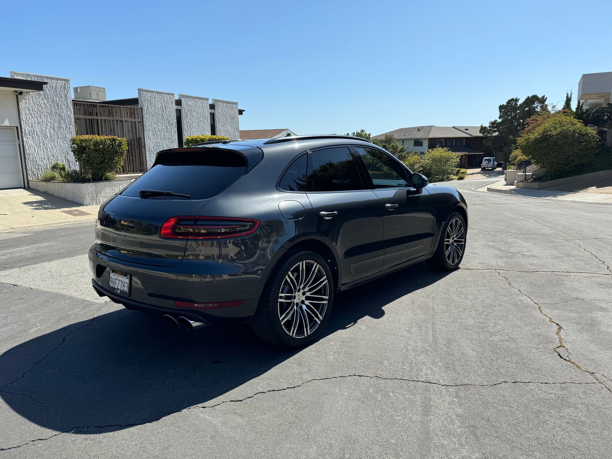 2017 Porsche Macan - 2017 MACAN TURBO PERFORMANCE PACKAGE - Used - VIN WP1AF2A55HLB62076 - 6 cyl - AWD - Automatic - SUV - Gray - Los Angeles, CA 90027, United States